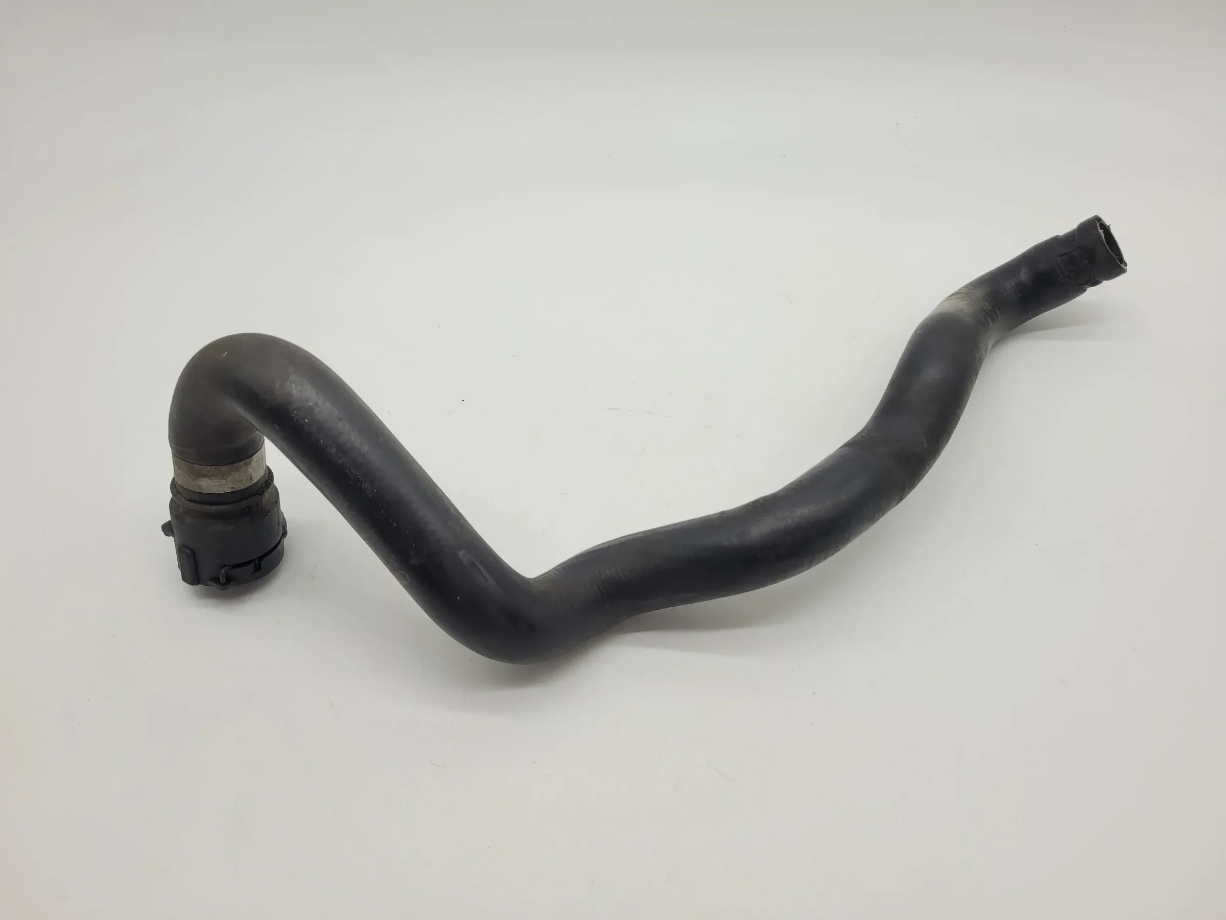 Original Audi A6 (4B2/4B4) Kühlleitung Kühlschlauch 4B0819371F