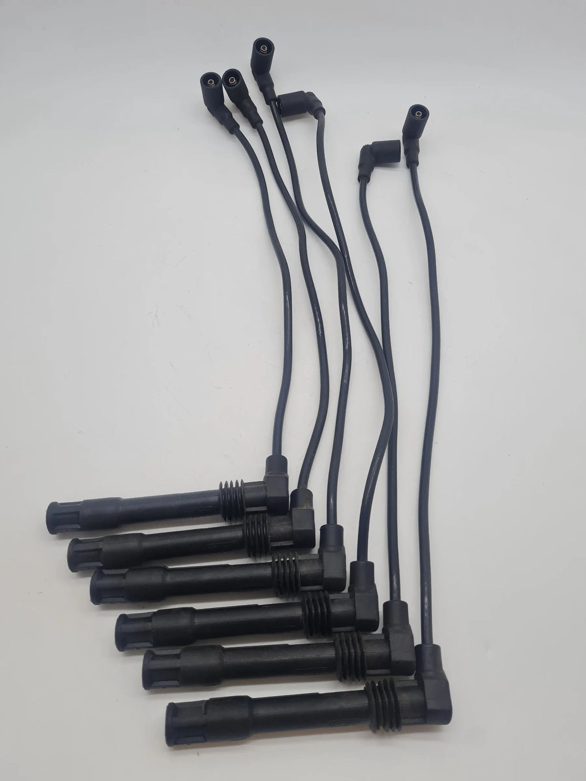 Original Audi A6 (4B2/4B4) 2.4 V6 121KW AGA Set Zündkabel (x6) 06A035255A