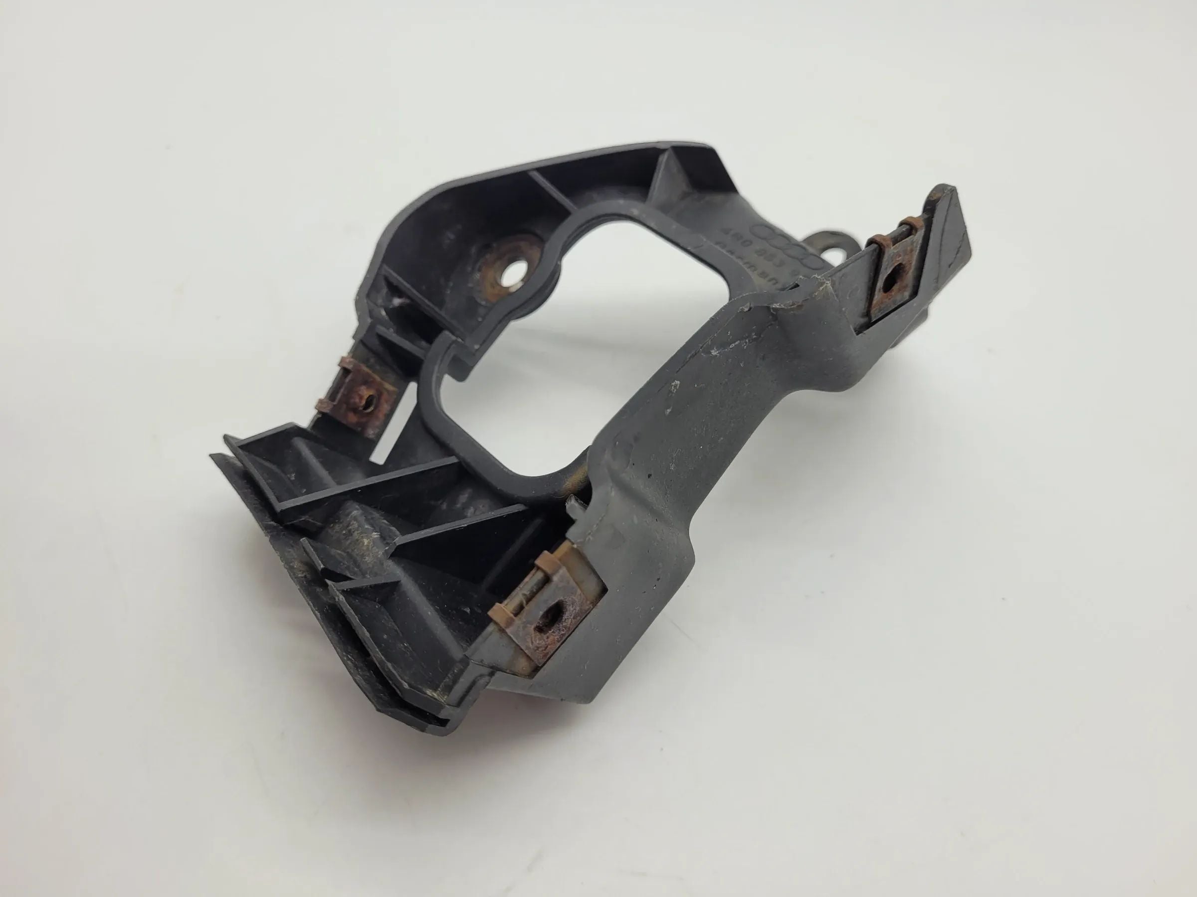Original Audi A6 (4B2/4B4) Halter Seitenschweller Links 4B0853921A