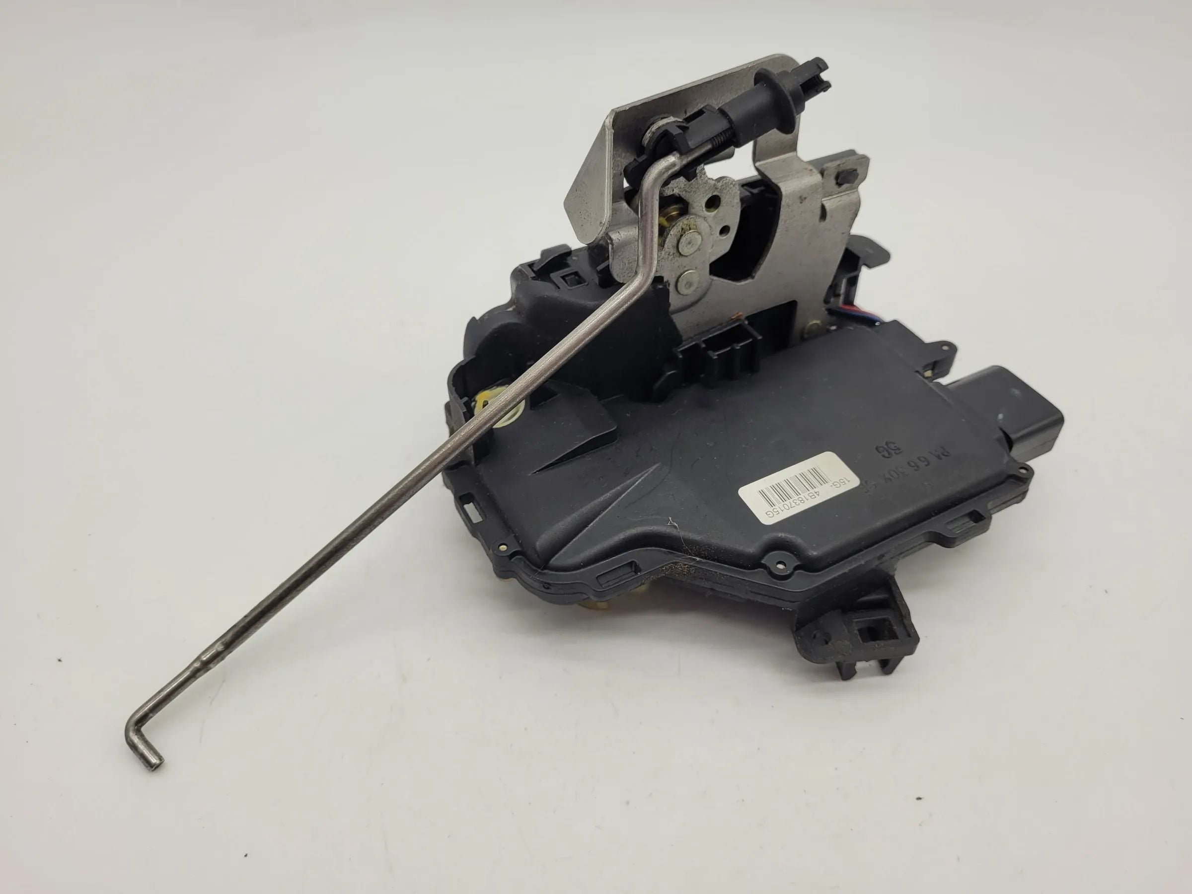 Original Audi A4 (8E/B6/B7) Türschloss/Verriegelung Links Vorne 4B1837015G