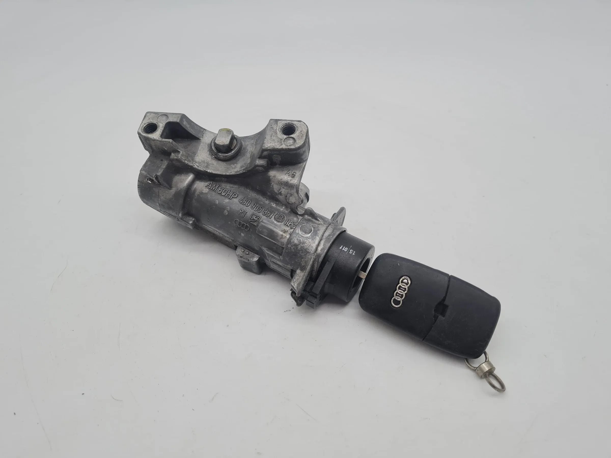 Original Audi A6 (4B2/4B4) Zündschloss Lenkschloss + Schlüssel 4B0905851B