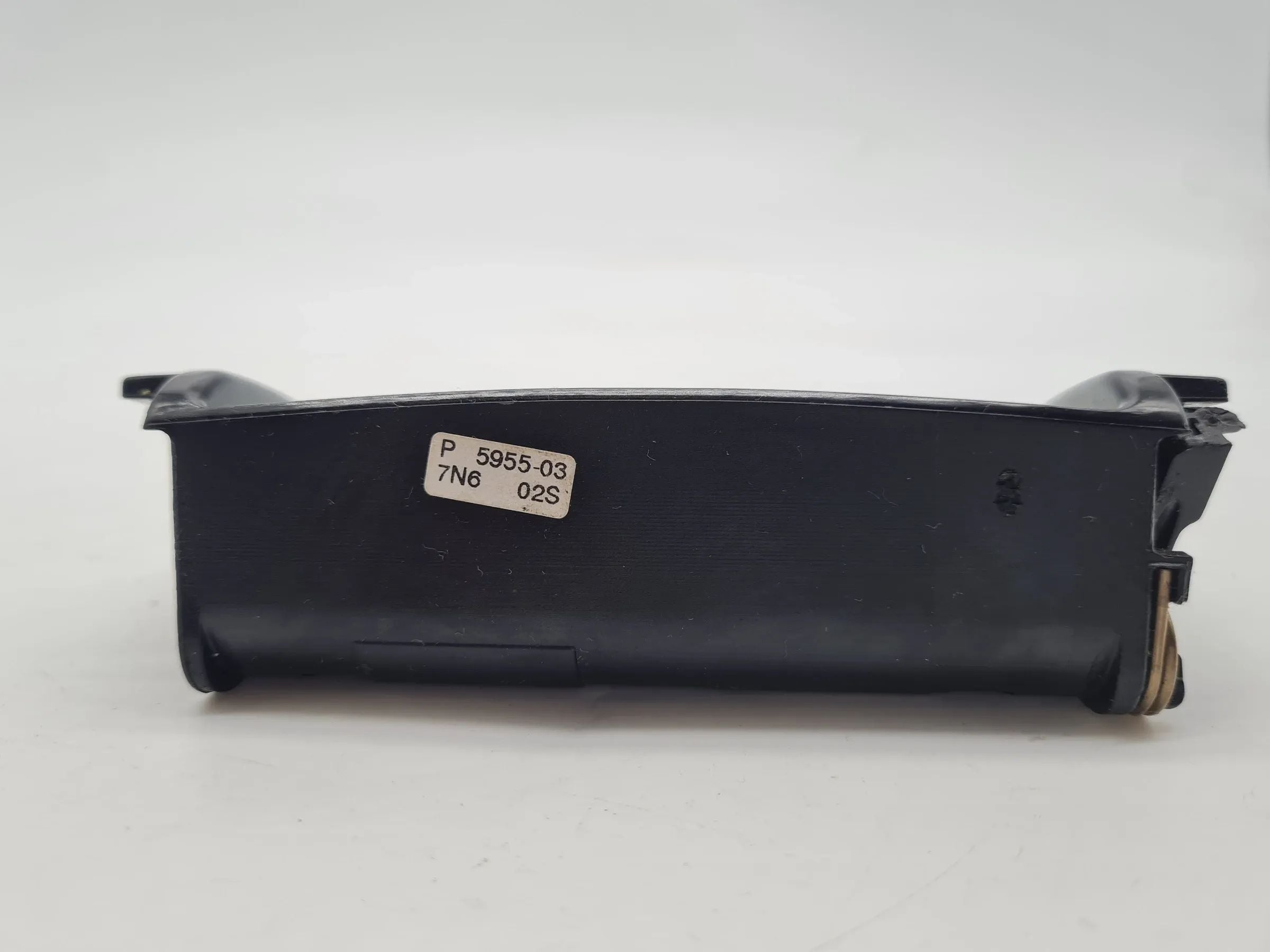 Original Audi A4 (8E/B6/B7) Einsatz Aschenbecher Hinten 8E0857961