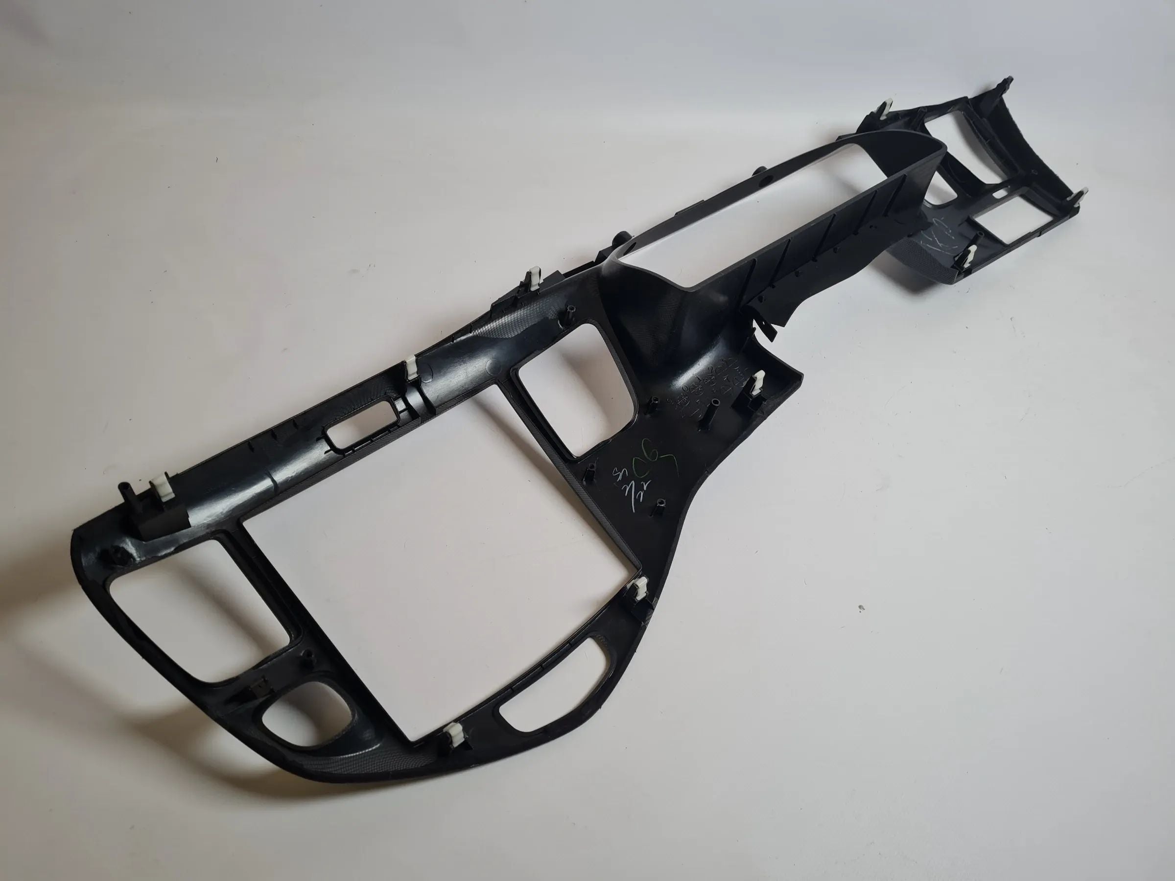 Original Mazda MPV II (LW) Armaturenbrett Verkleidung Blende LC62G0421