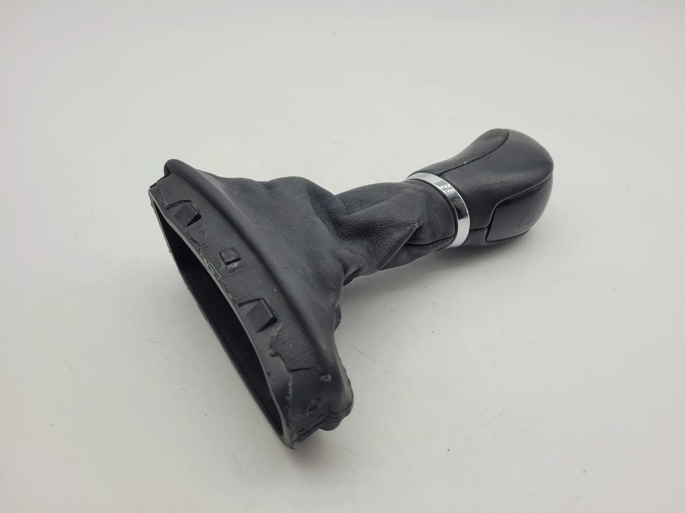 Original Mercedes-Benz C-Klasse (203/209) Schaltknauf Schaltsack A2032673411
