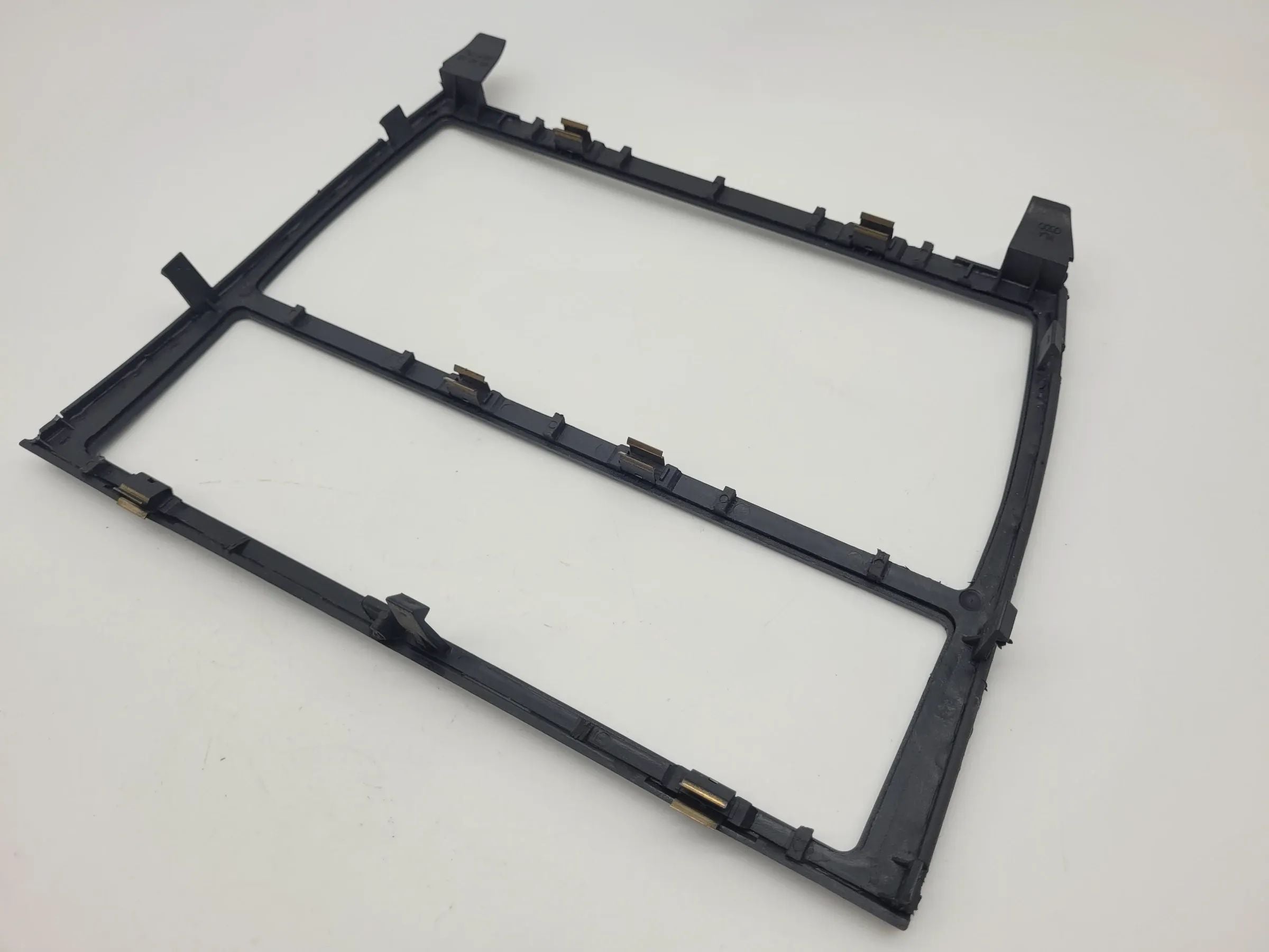 Original Audi A6 (4B2/4B4) Radiorahmen Blende Verkleidung 4B0863263