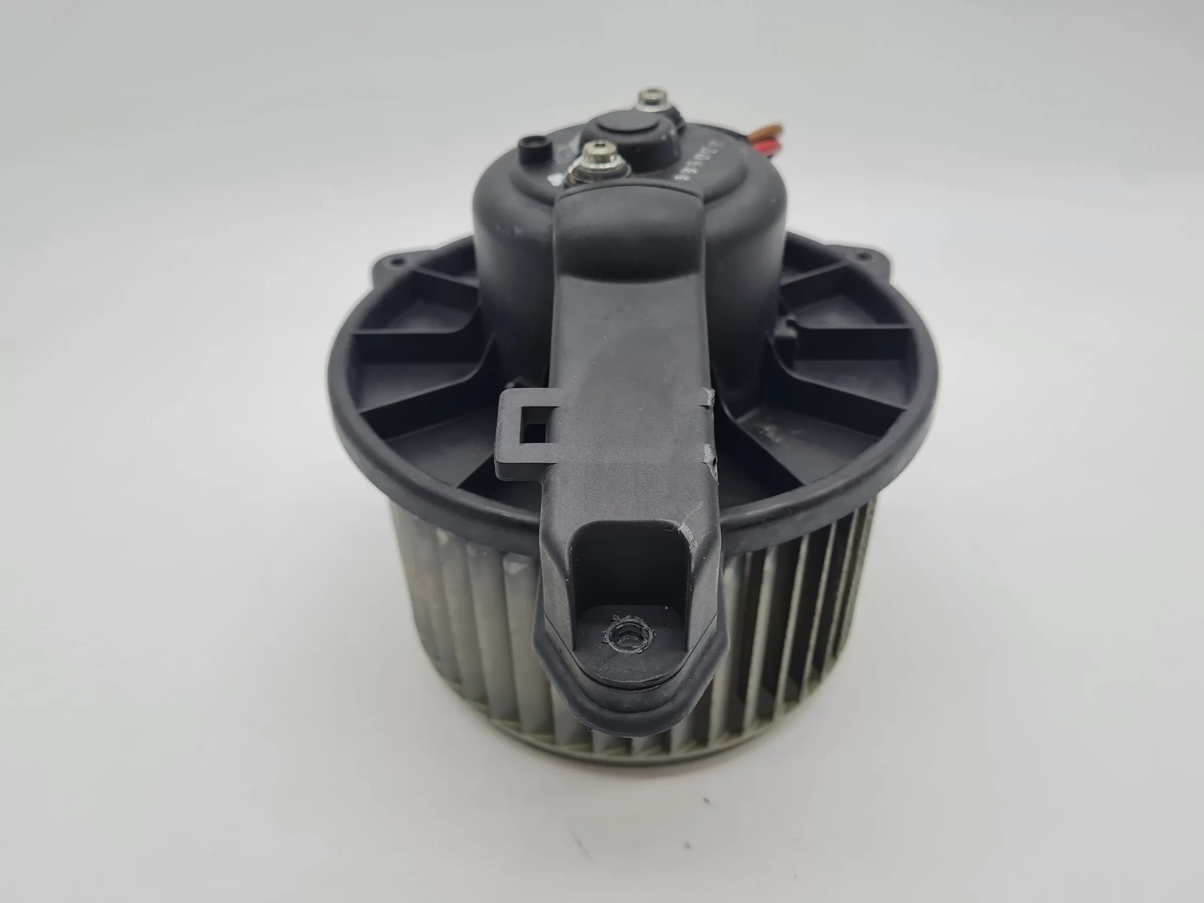 Original Audi A6 (4B2/4B4) Gebläsemotor Heizungsgebläse Innenraum 0130111202