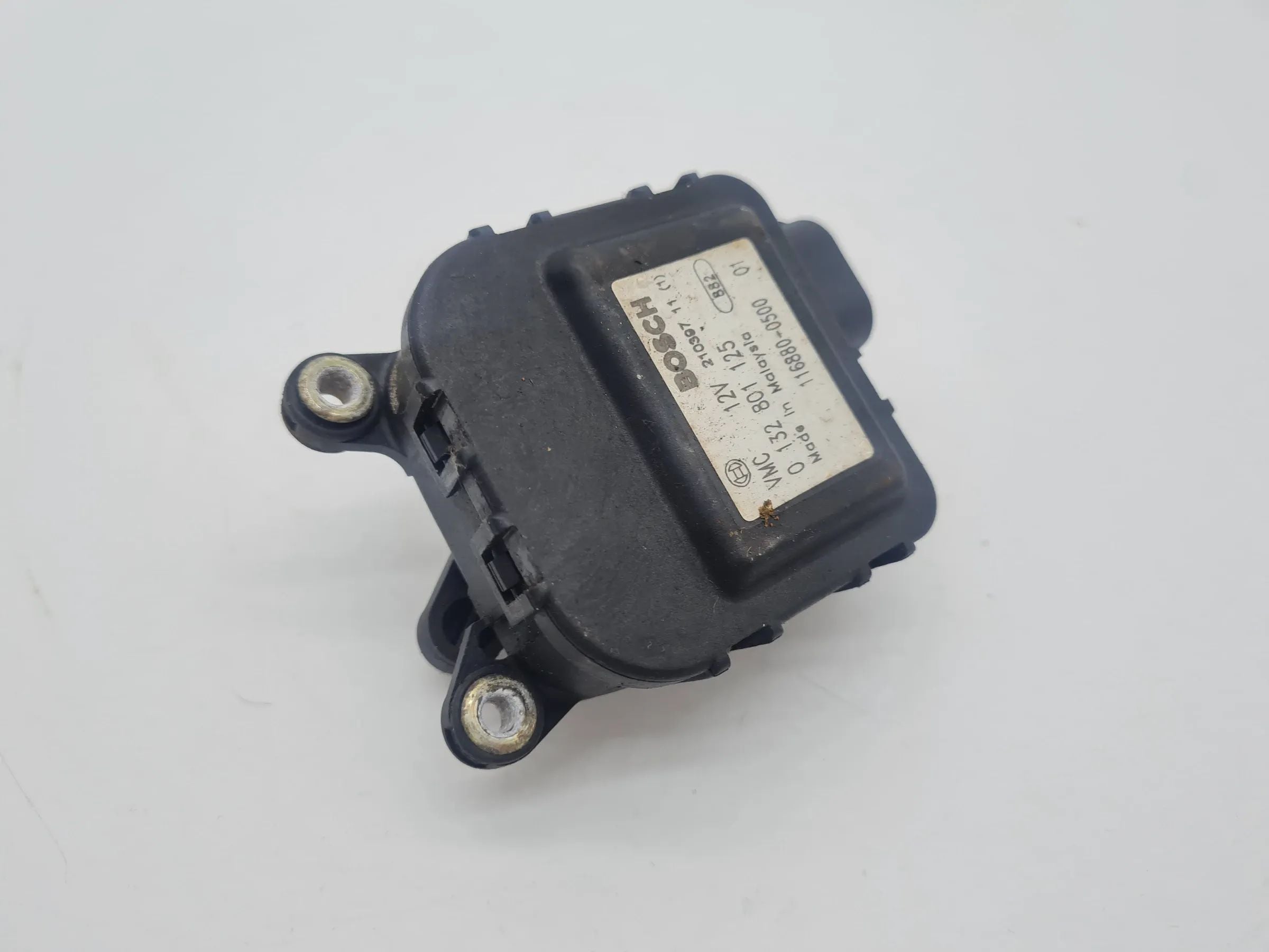 Original Audi A6 (4B2/4B4) Stellmotor Temperaturregelklappe 0132801125