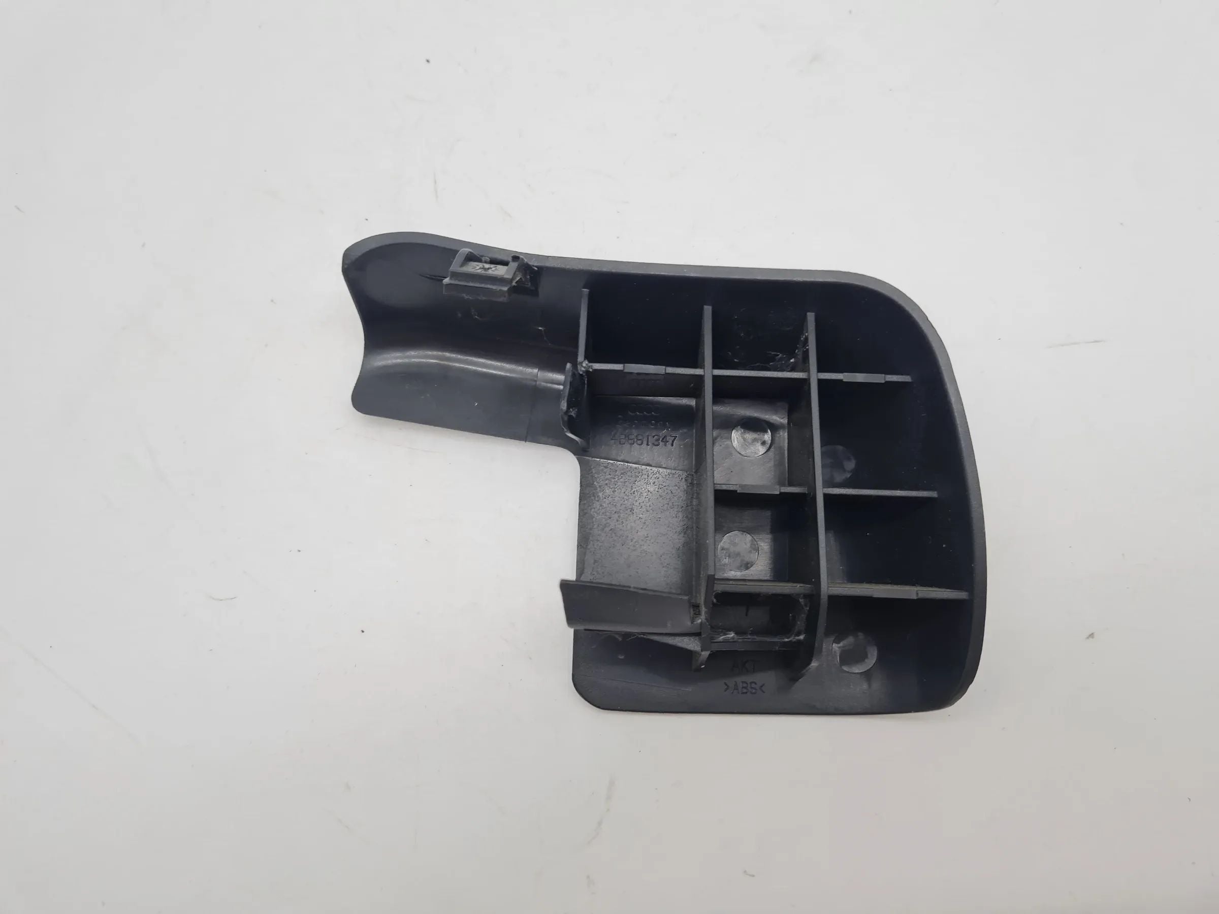 Original Audi A6 (4B2/4B4) Abdeckung Blende Sitz Vorne 4B0881348