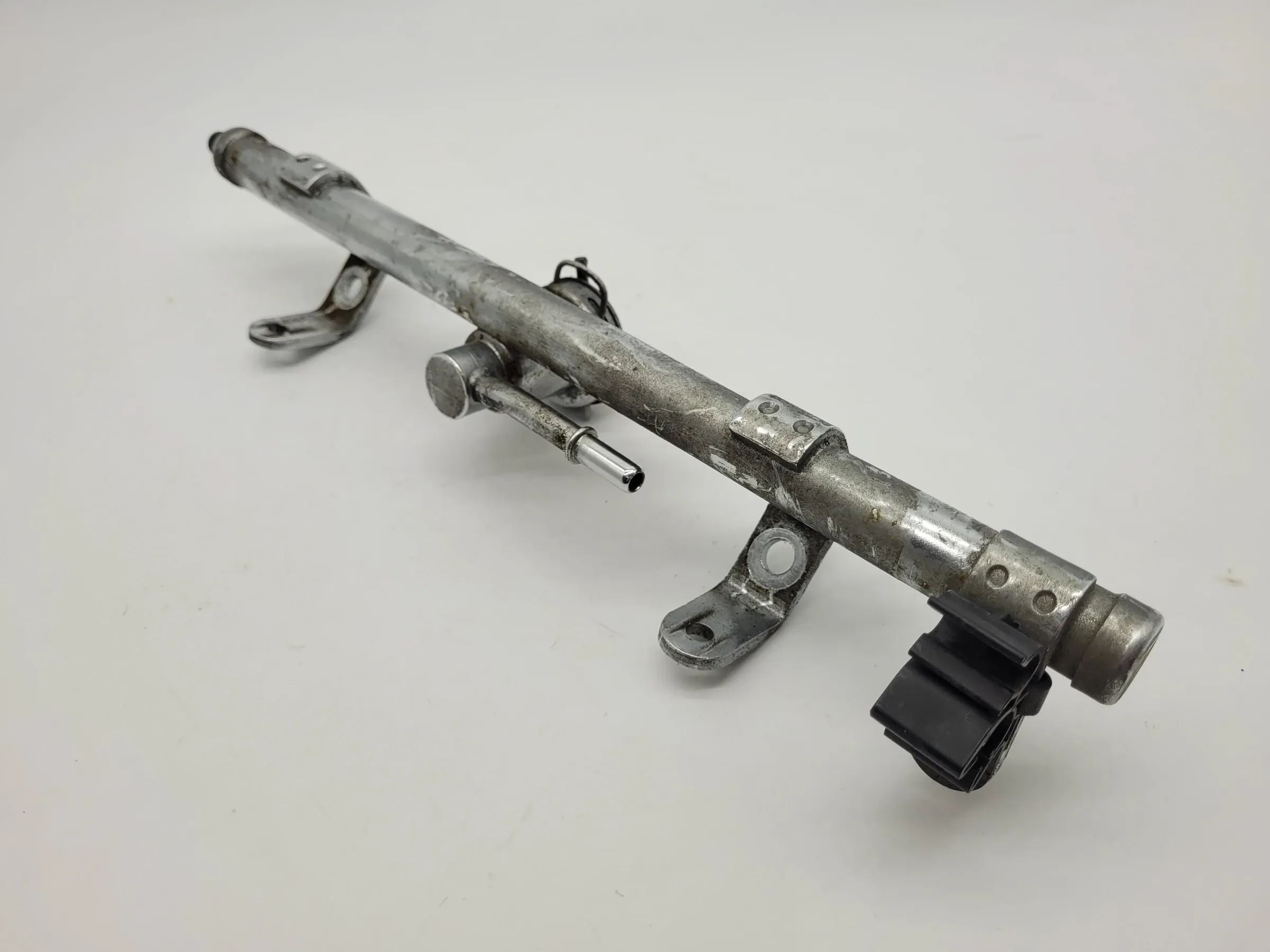 Original Mini One (R50/R53) 1.6 Kraftstoffverteiler Einspritzleiste 7550166