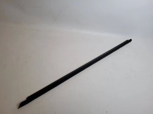 Original Audi A4 (8E/B6/B7) Tür Fenster Dichtung Leiste Links 8E0853284B