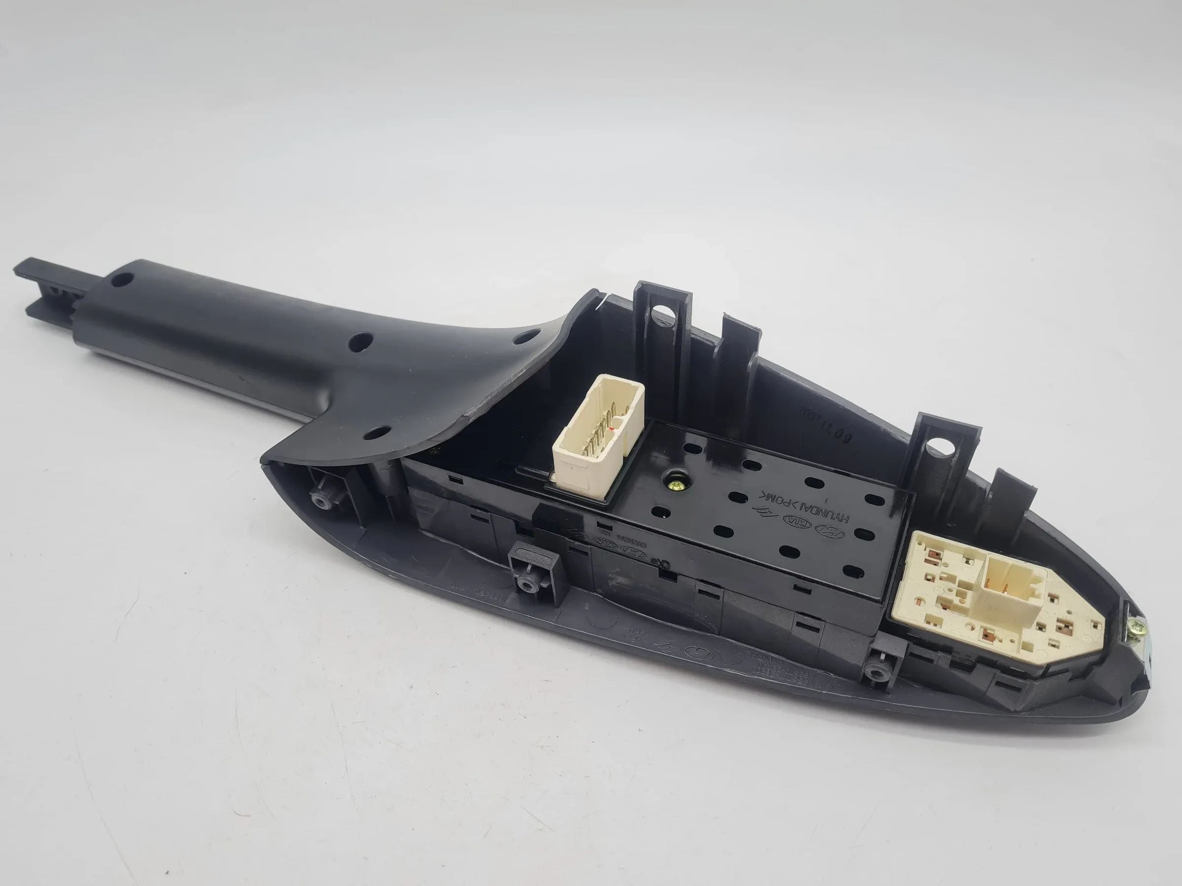 Original Hyundai Tucson (JM) Blende + Fensterheberschalter Links 93570-2E200