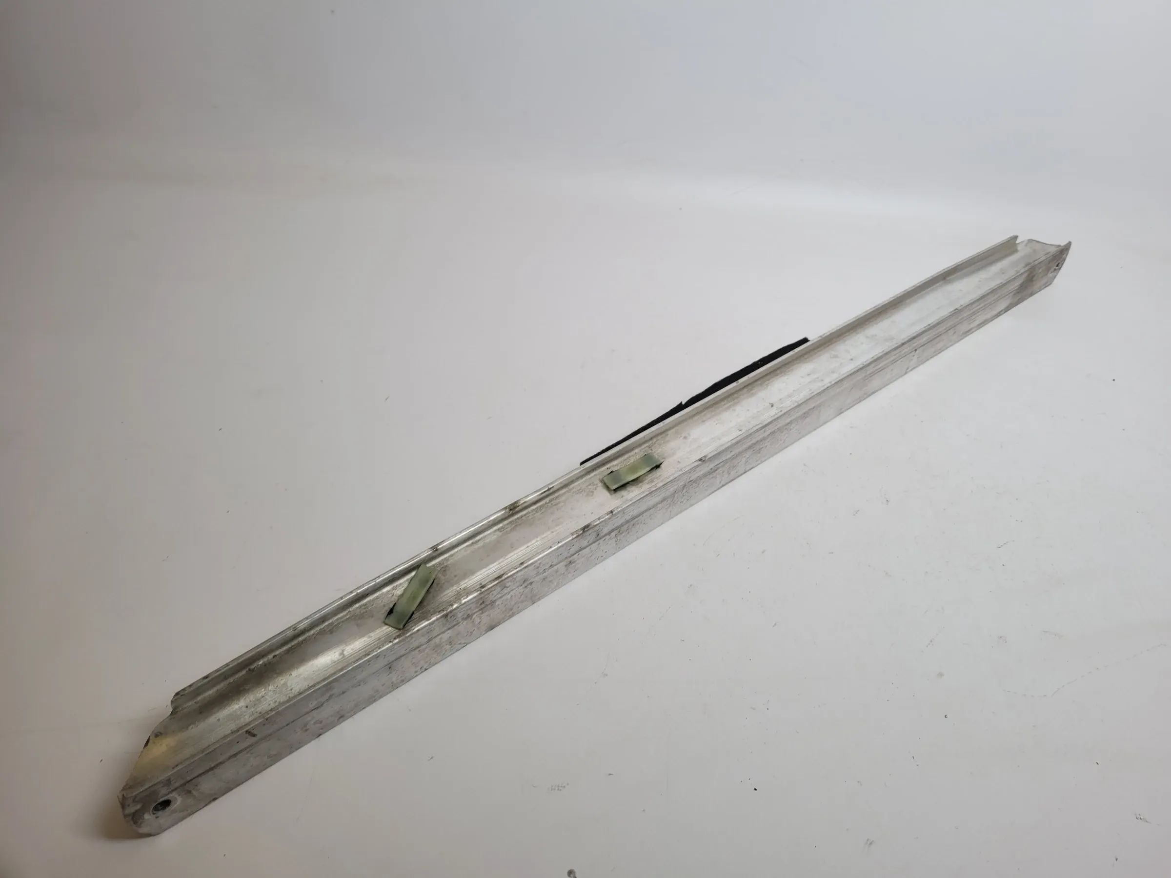 Original Audi A6 4B2/4B4 Alu Türprallträger Seitenverstärkung L/R 4B0833507