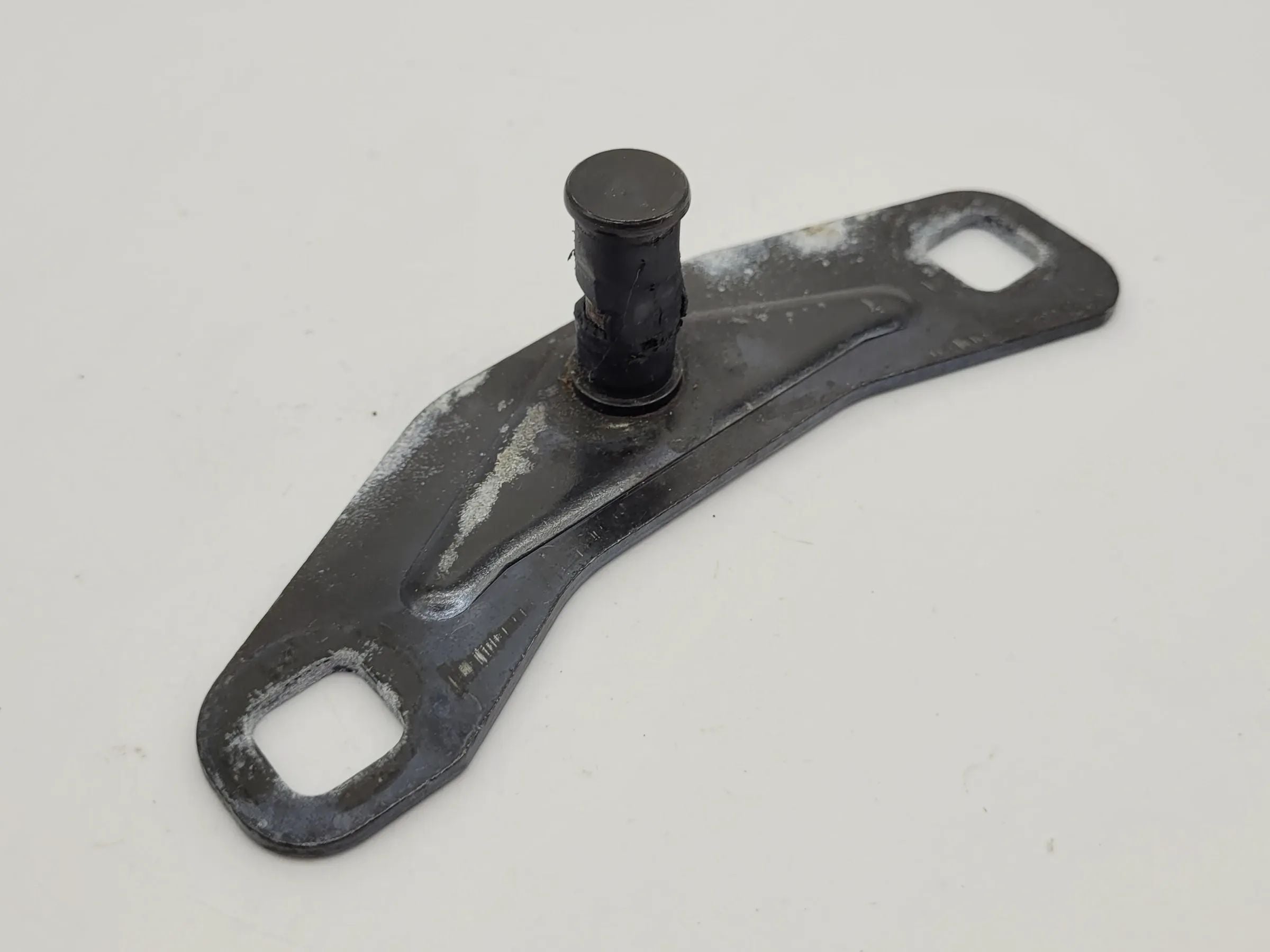 Original Audi A6 (4B2/4B4) Halterung Befestigung 4B5827507A