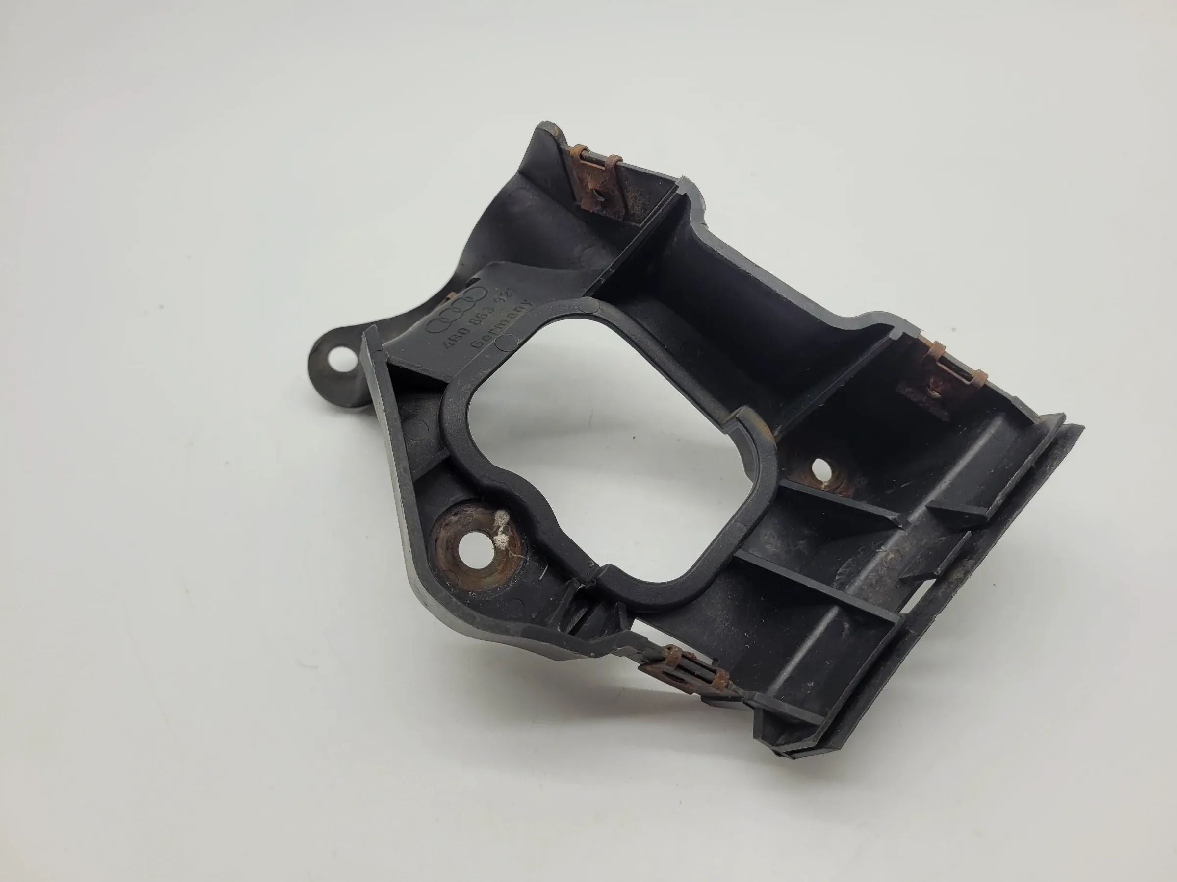 Original Audi A6 (4B2/4B4) Halter Seitenschweller Links 4B0853921A