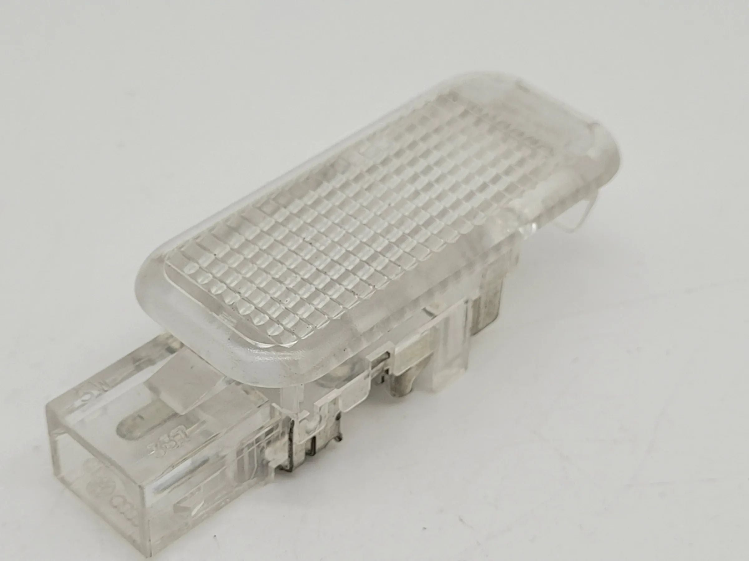 Original Audi A4 (8E/B6/B7) Türleuchte Türlicht Leuchte Weiß L/R 4B0947415
