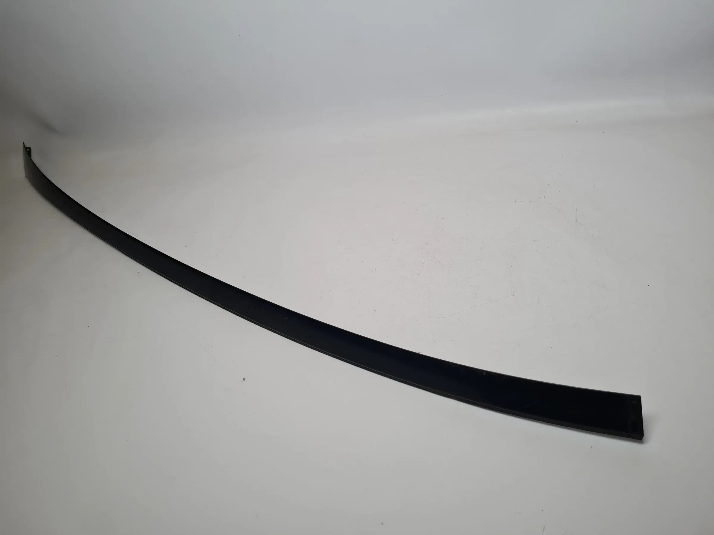 Original Mercedes-Benz C-Klasse (W203) Dachzierleiste Links A2037800156