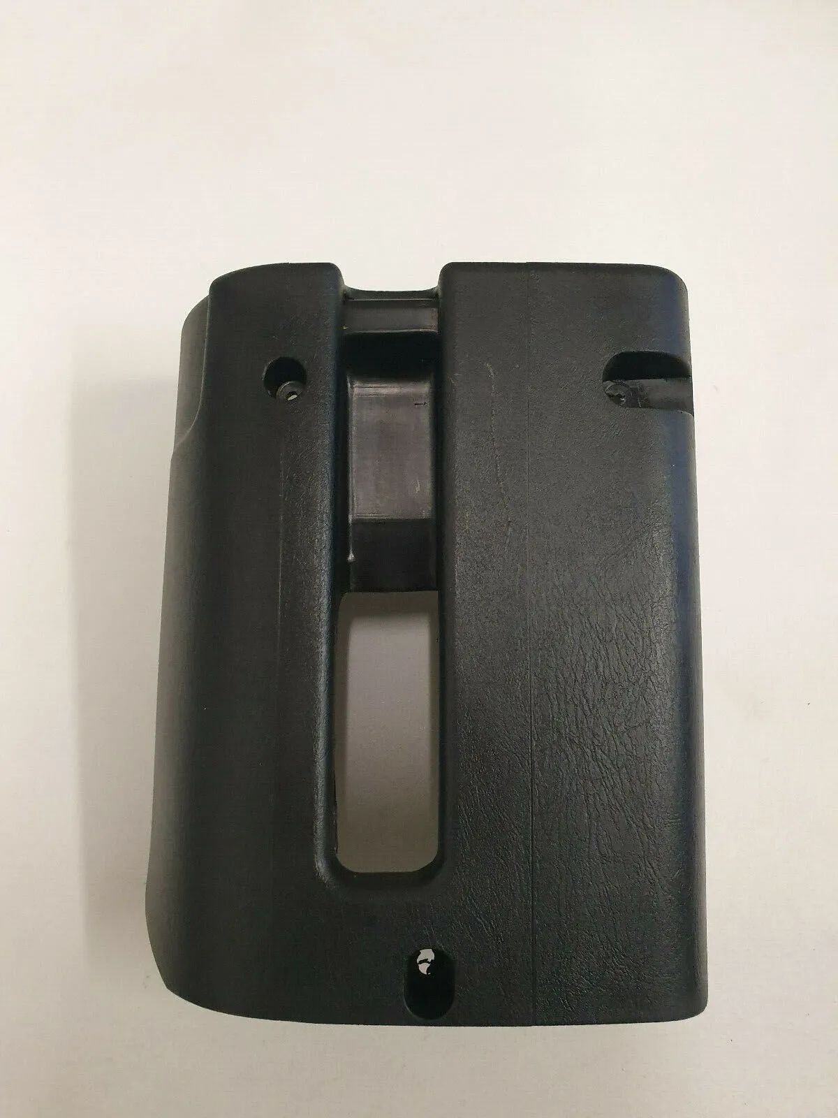 ฝาครอบพวงมาลัยด้านล่าง Ford Transit Connect (K37) 2T143533AFW