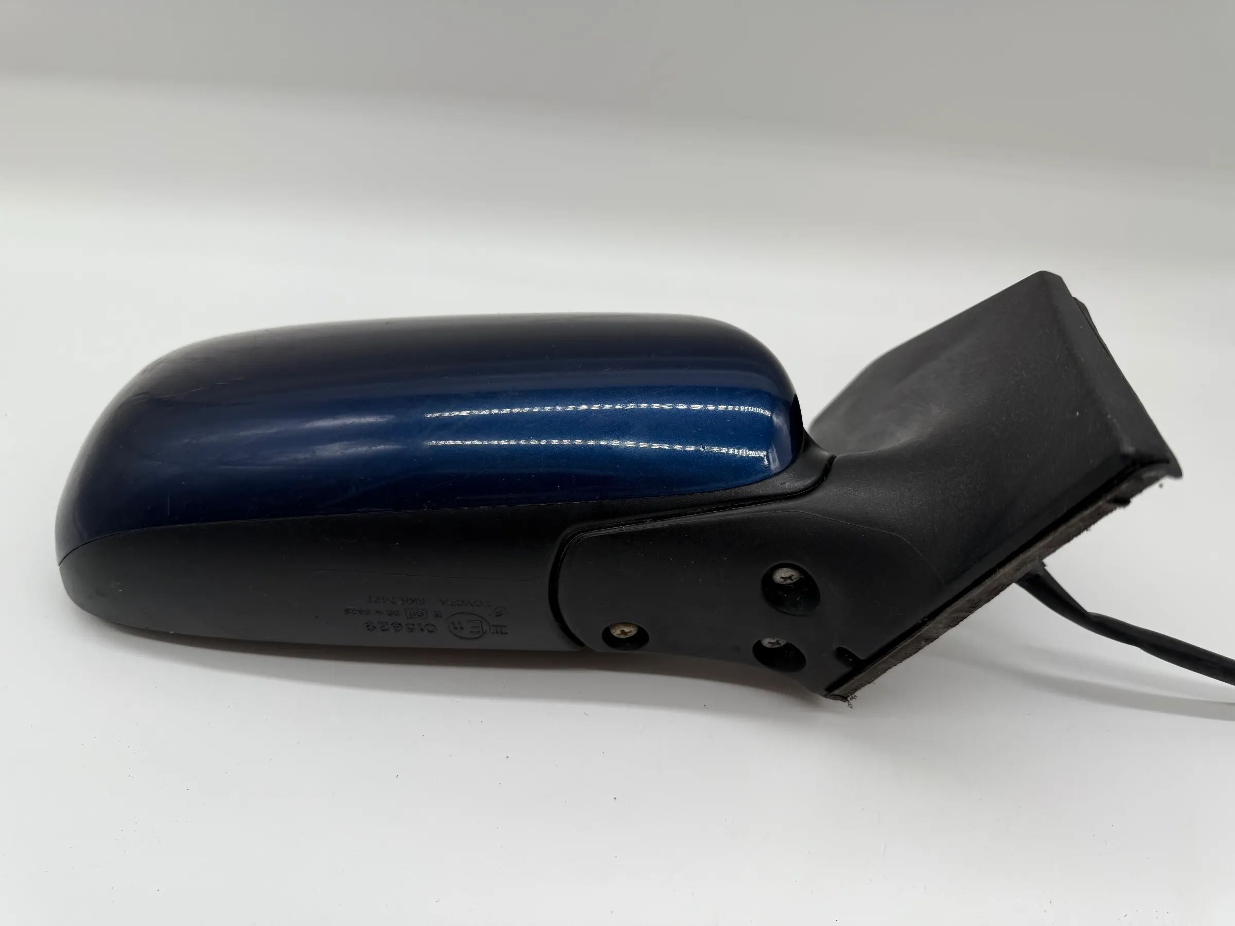 Toyota Avensis Right exterior mirror electric BLUE E11025829 