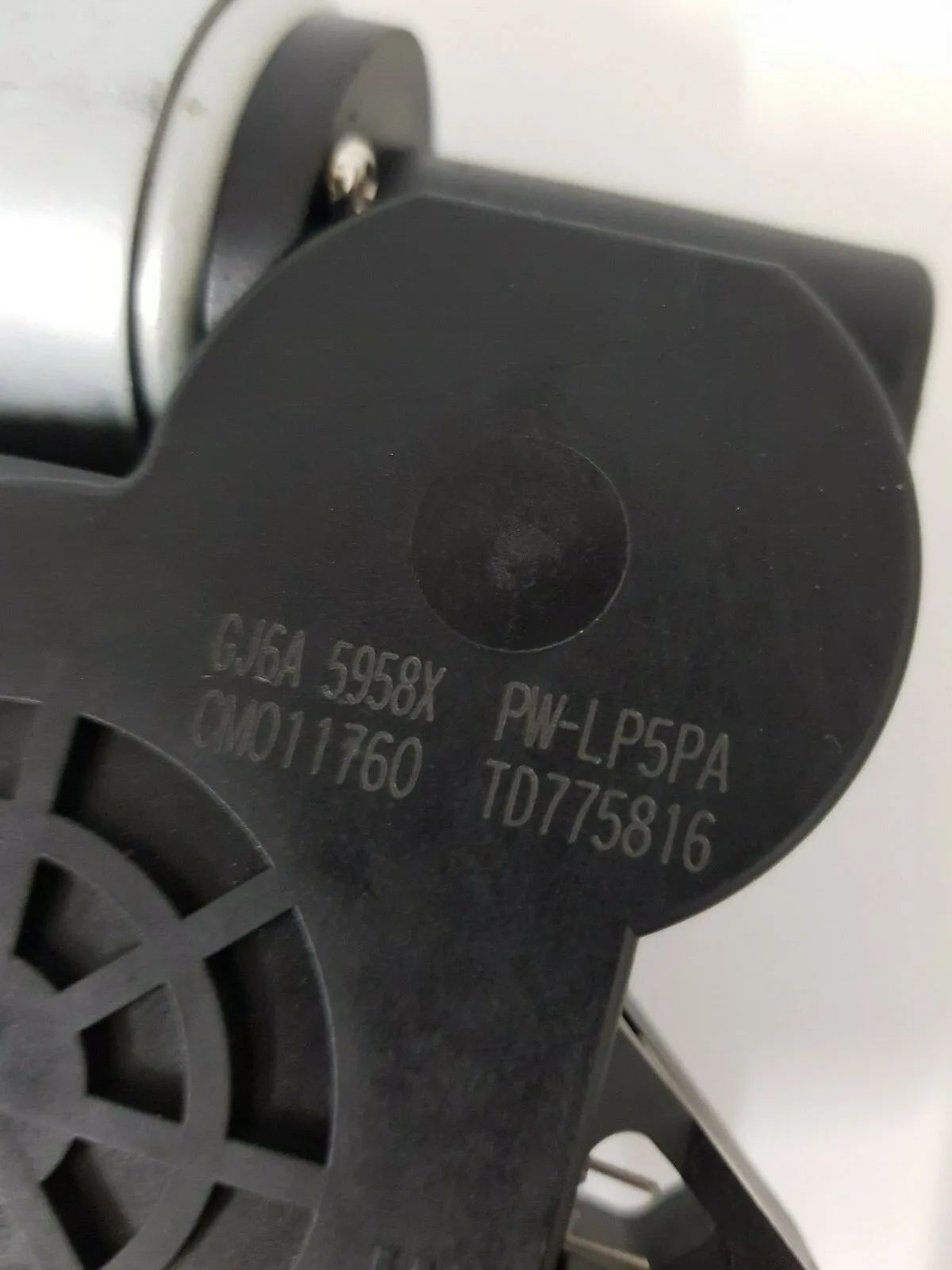 oryginalny silnik podnoszenia szyby tył prawy Mazda 6 BJ 2006 hatchback GJ6A5958X