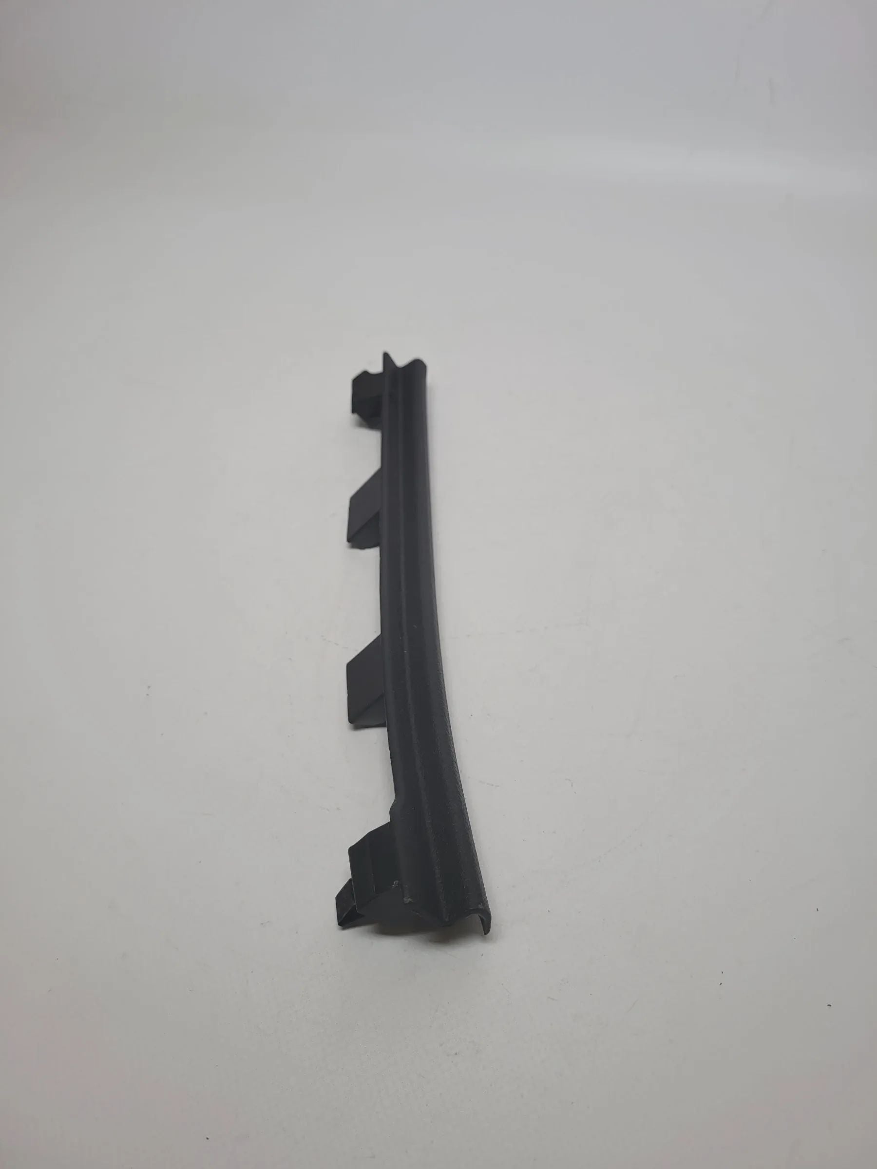 Original Audi A4 (8E/B6/B7) Verkleidung Armaturenbrett Fußraum Rechts 8e0868204