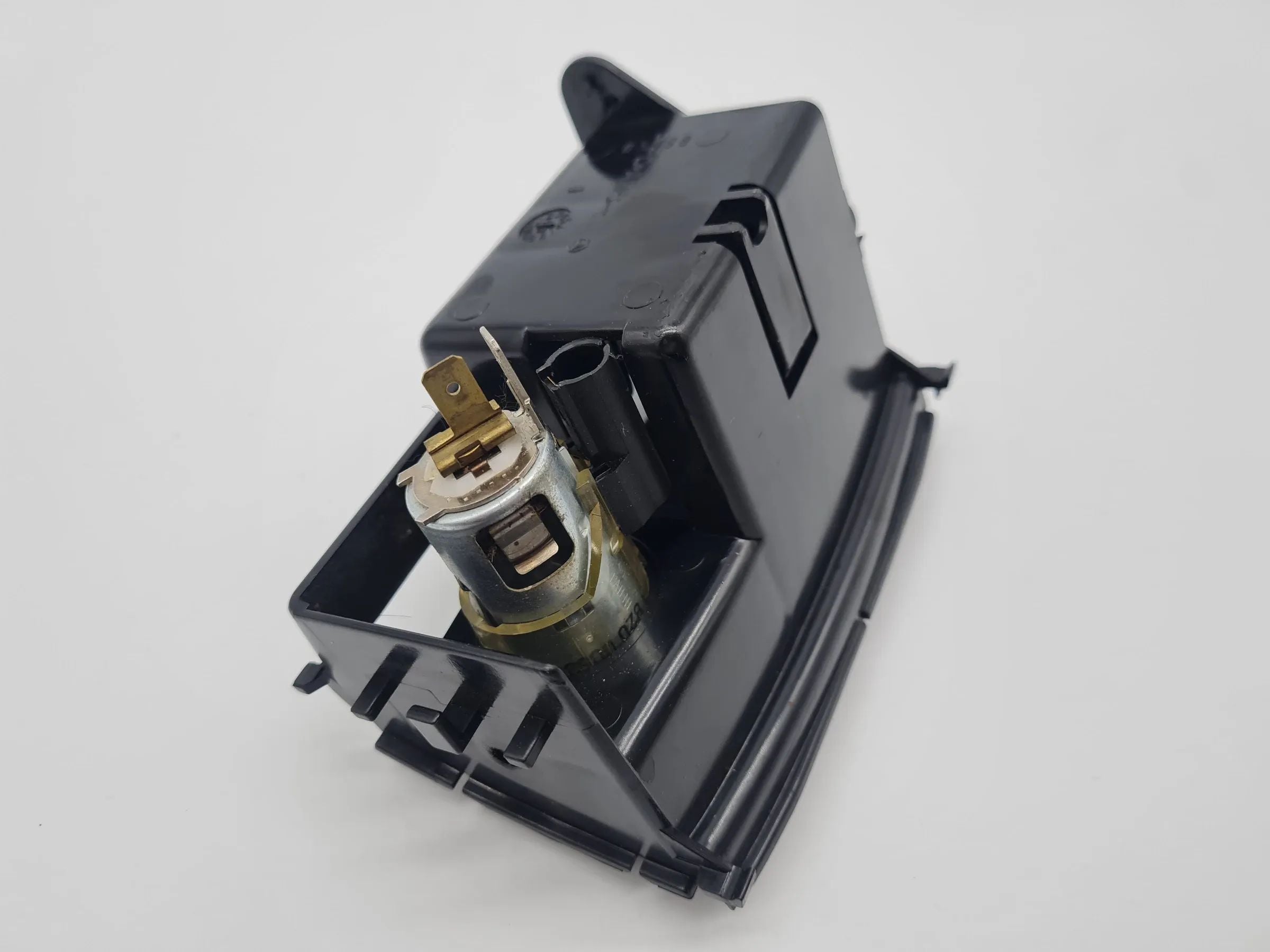 Original Mercedes-Benz A-Klasse (W168) Aschenbecher / Schaltknauf A1688100133