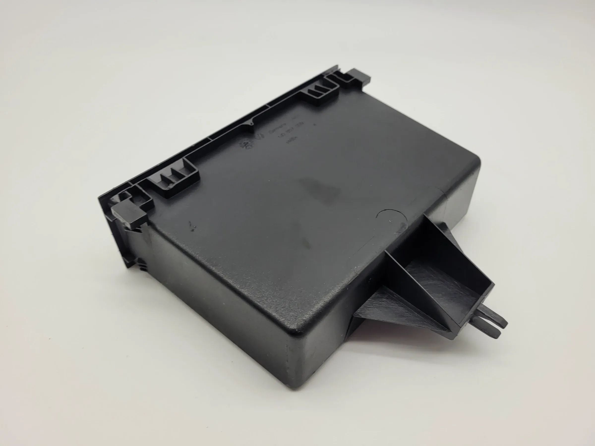 Original VW Golf IV 4 (1J5/1J1) Ablagefach Ablage Mittelkonsole 1J0857058B