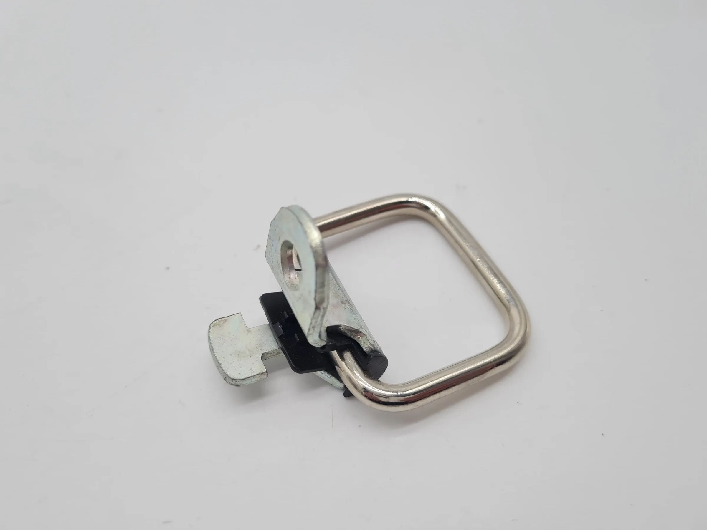 Original BMW 3er (E90/E91) Kofferraumösen Haken Halter Rechts 7129196