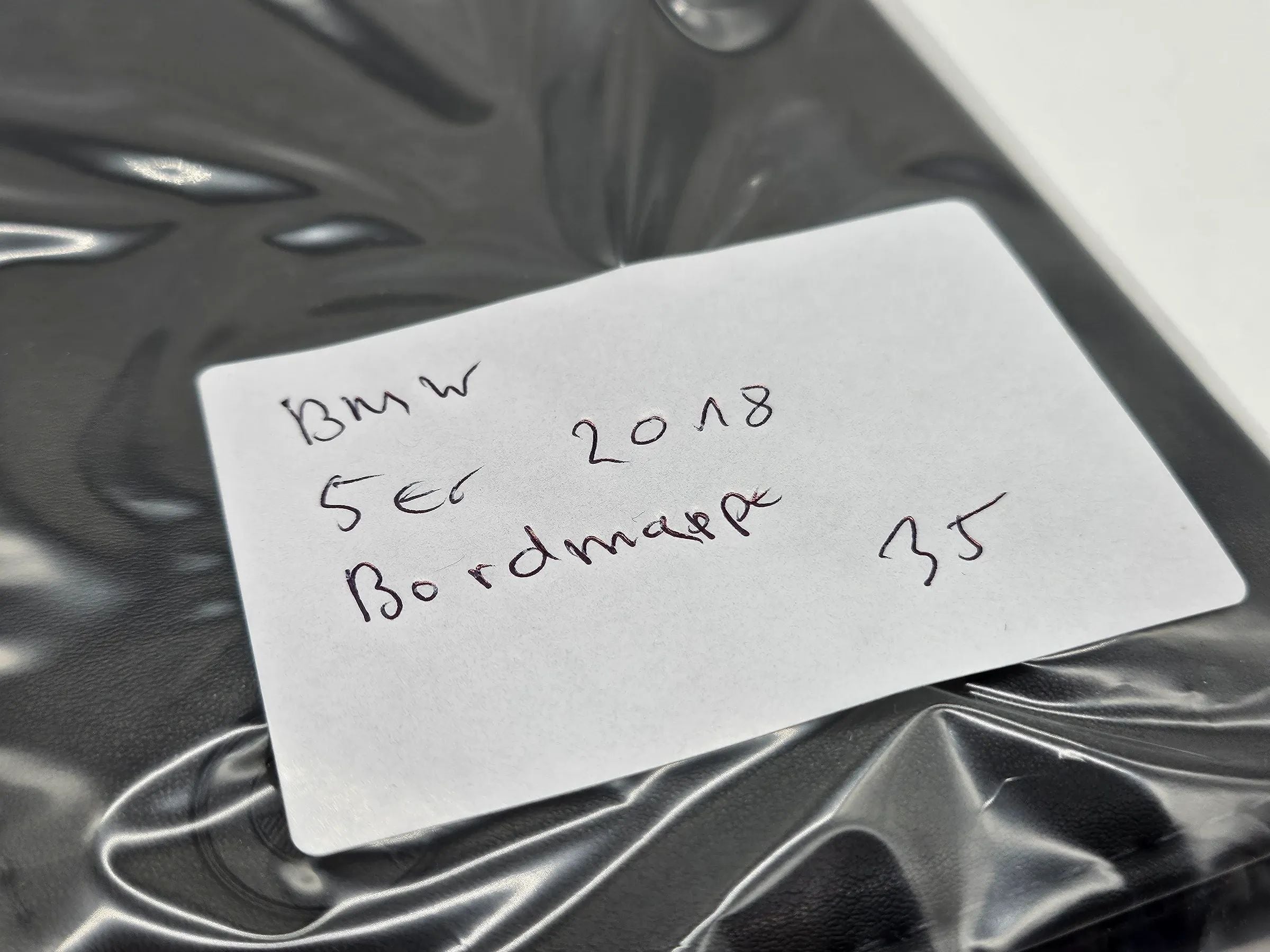 Original BMW 5 er F90 Premium Bordmappe Stoff Leder 01402982694