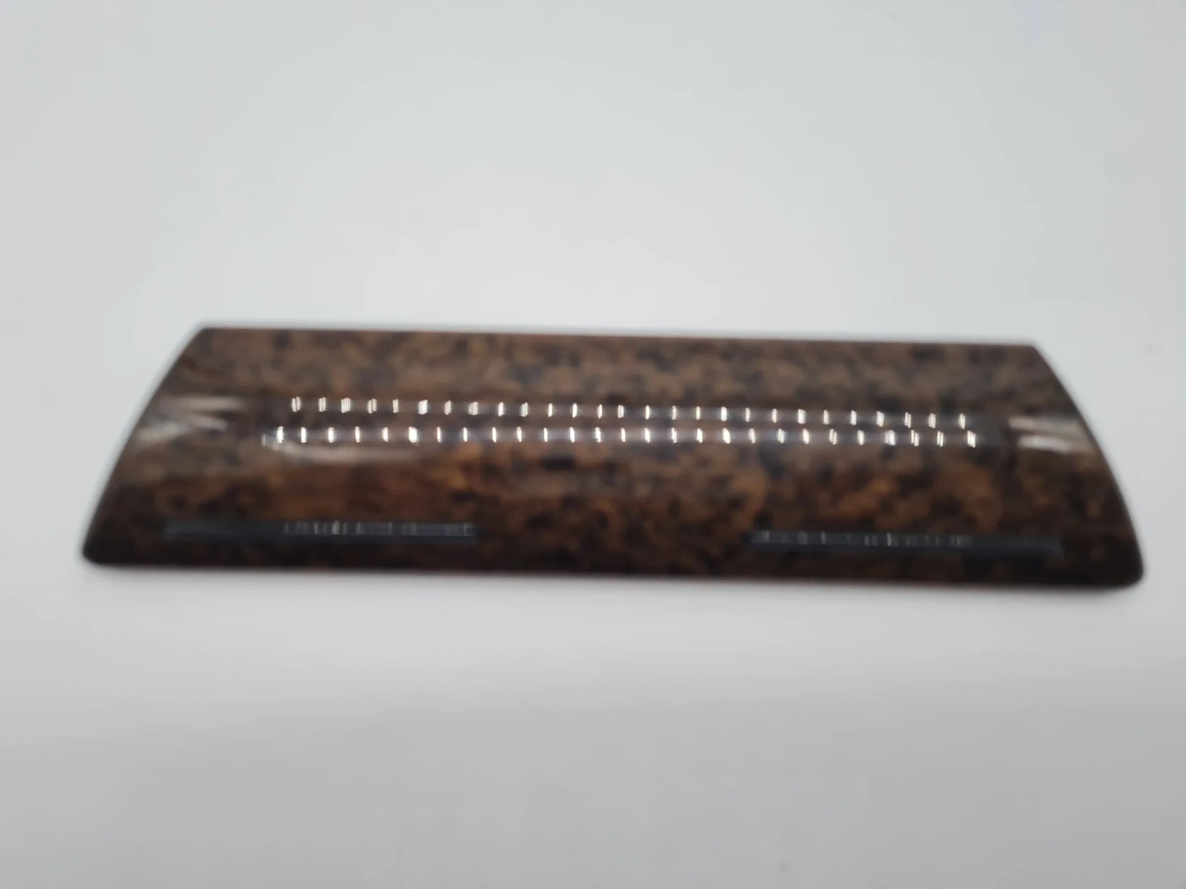 Original Audi A6 (4B) Dekorleiste / Zierleiste Aschenbecher 4B0857967