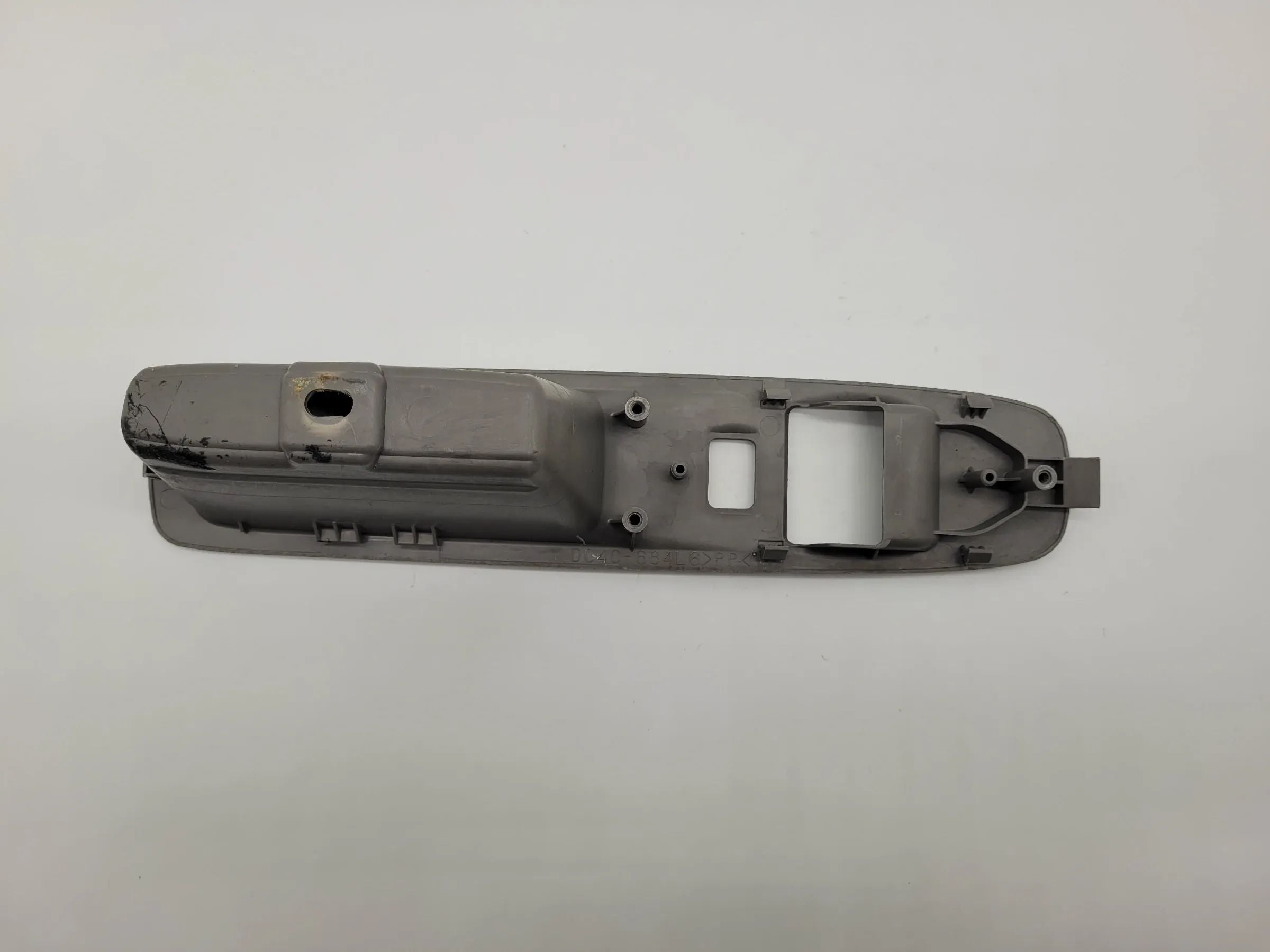 Original Mazda Demio (DW) Türgriffe Vorne Links DC40-684L6