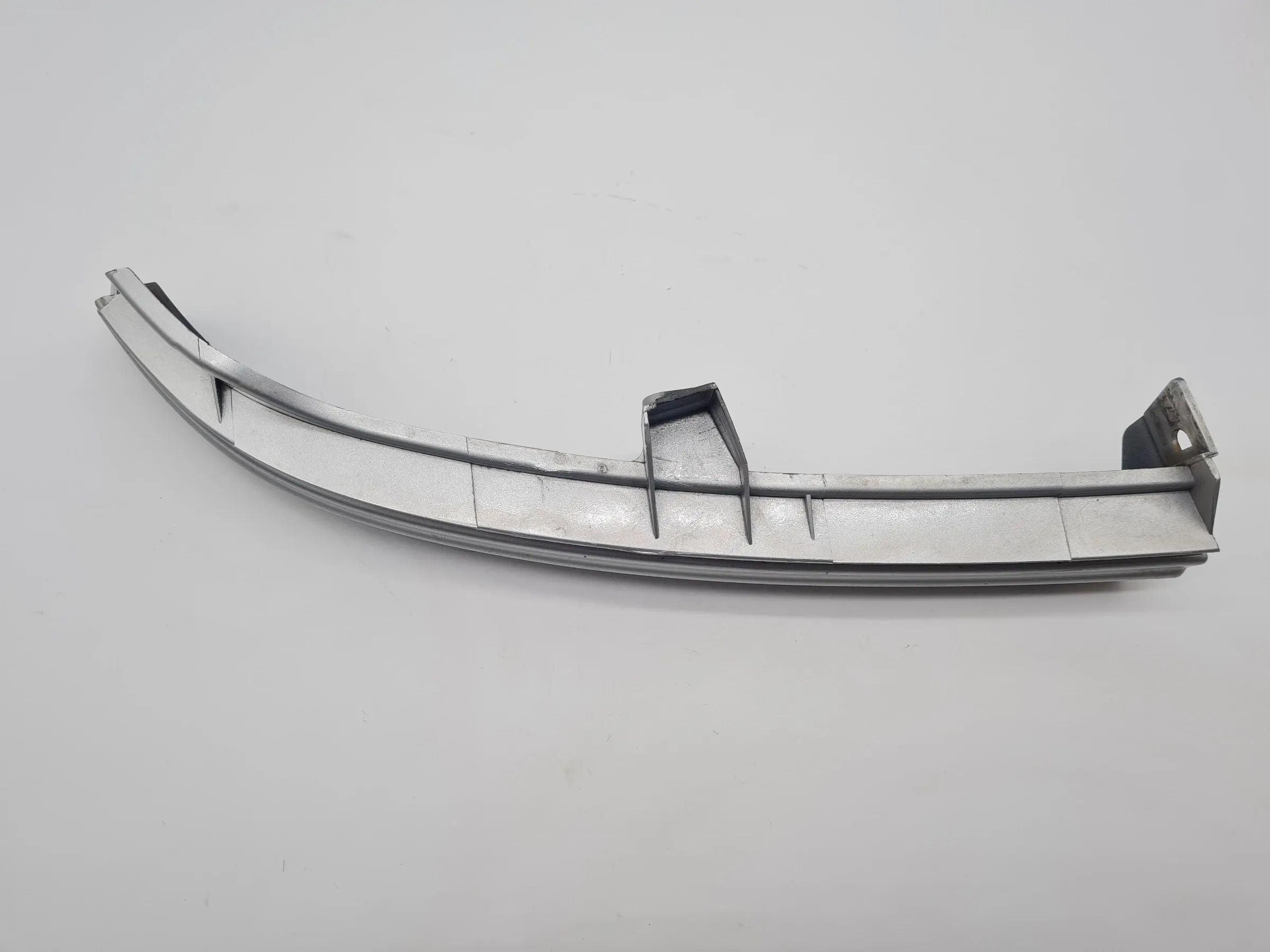 Original Opel Zafira A (T98) Scheinwerfer Blende Links Silber 90580651