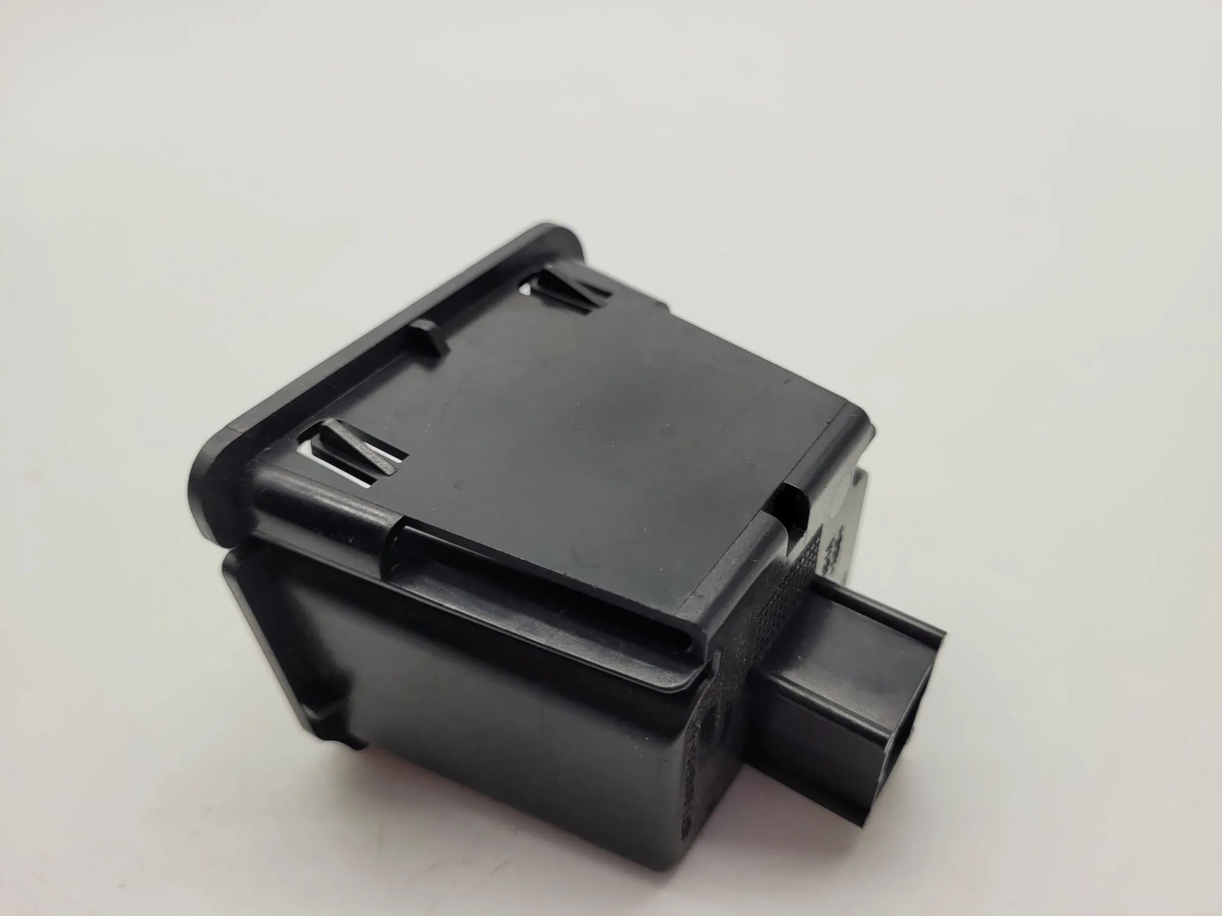 Original Ford Mondeo III 3 (B5Y) Ablage / Münzfach 4S71-A046780-AA