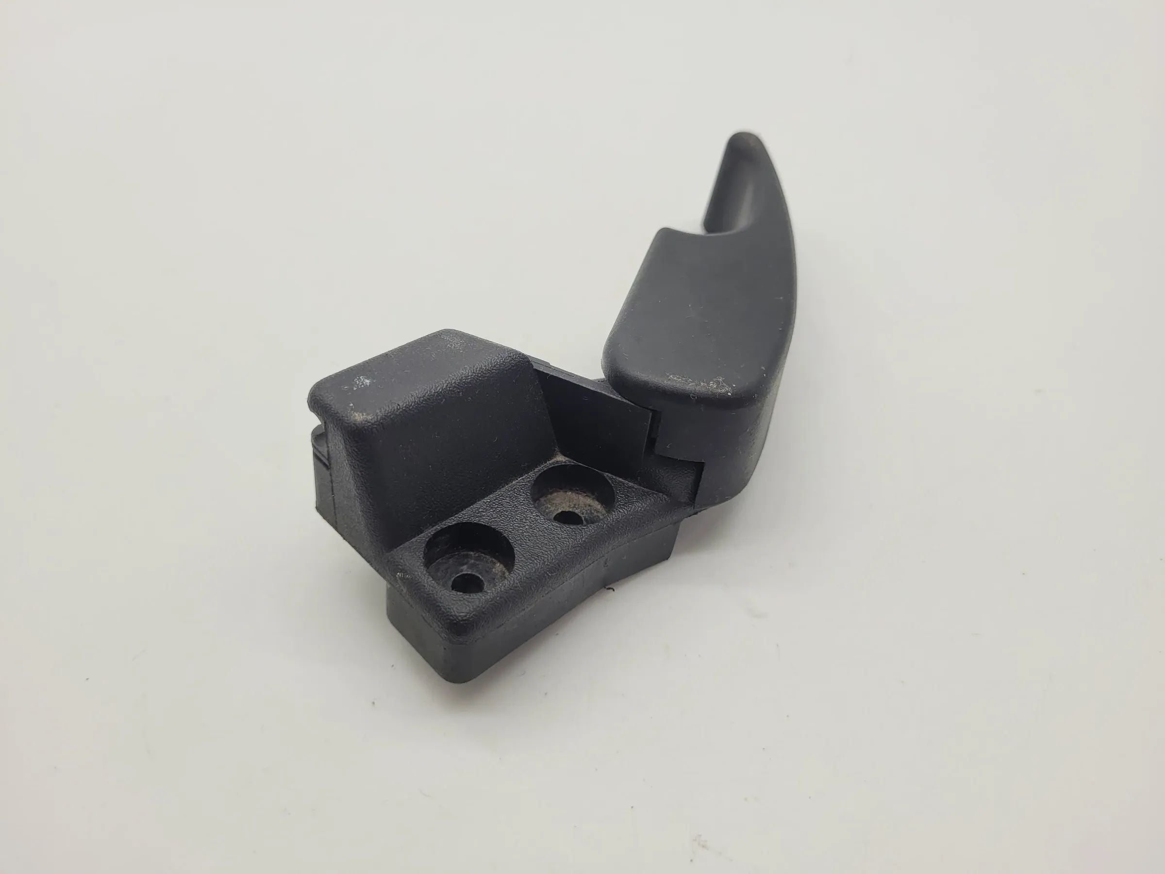 Original VW Golf III 3 (1H1) Hebel Motorhaube Öffner 1H1823533