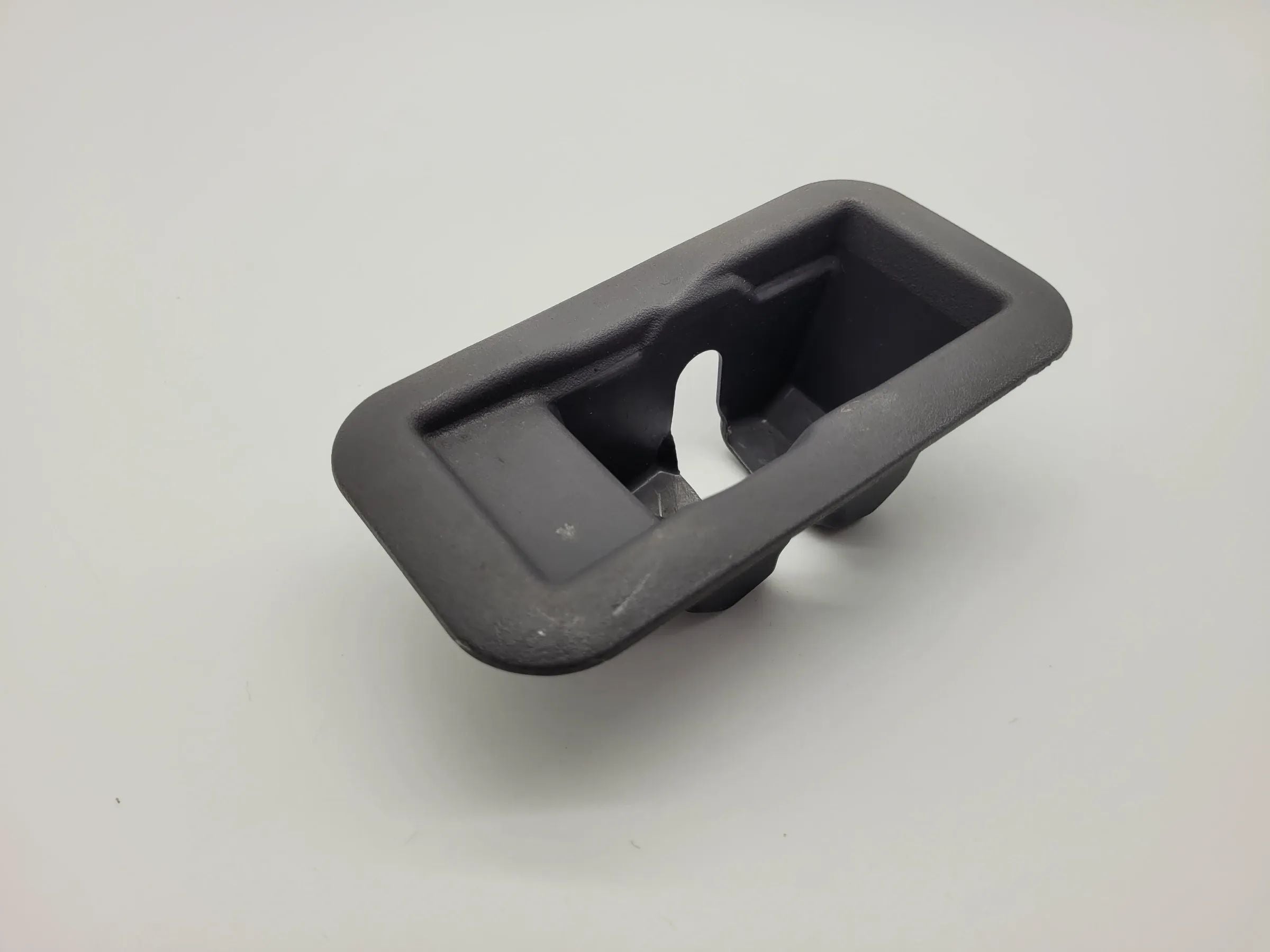 Original Mercedes Benz A-Klasse W168 Sitzbefestigung Abdeckung A1686840718