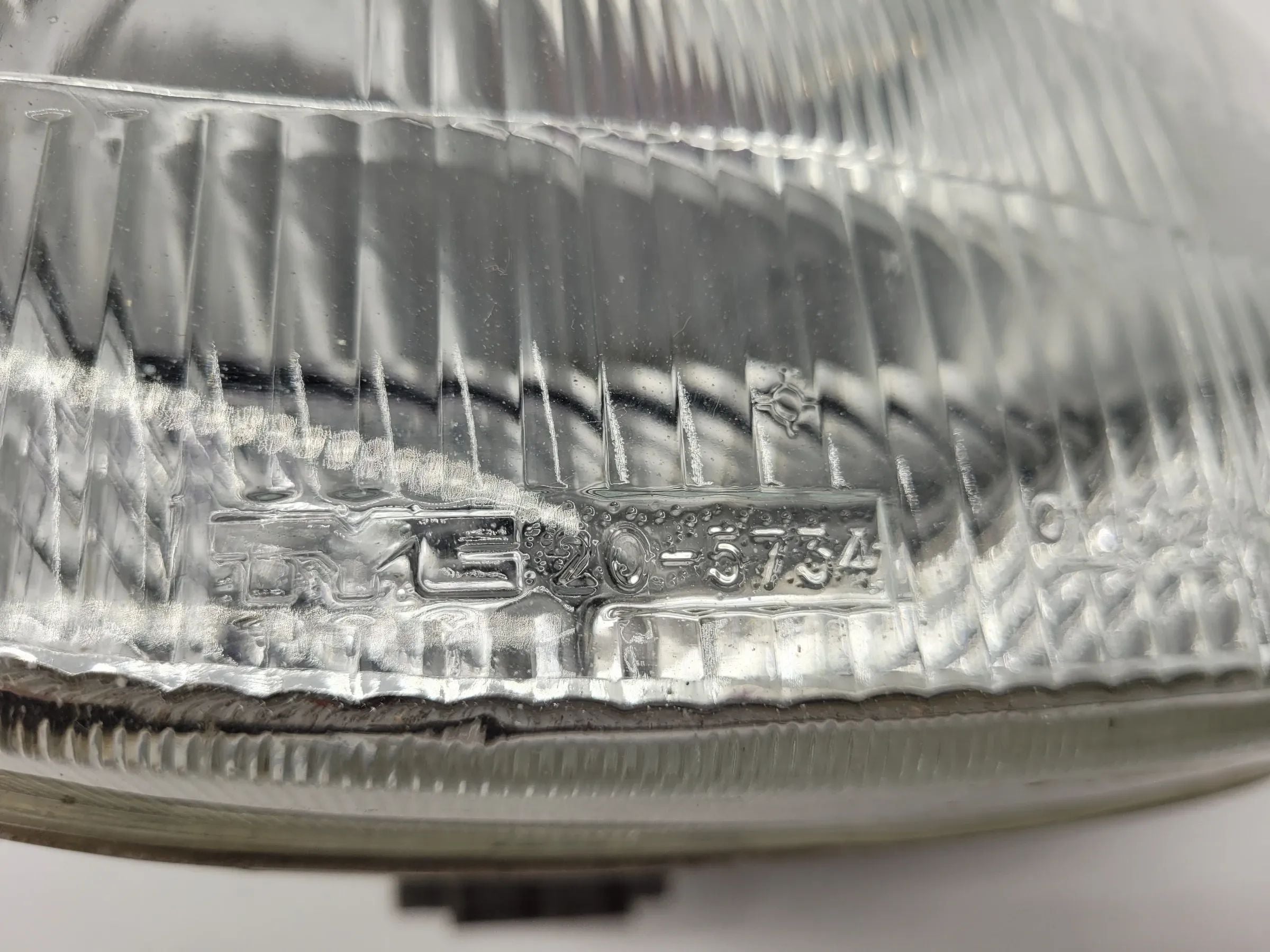 Renault Twingo I 1 (C06) Scheinwerfer Links (Glas) 20-5734 / 7701046215