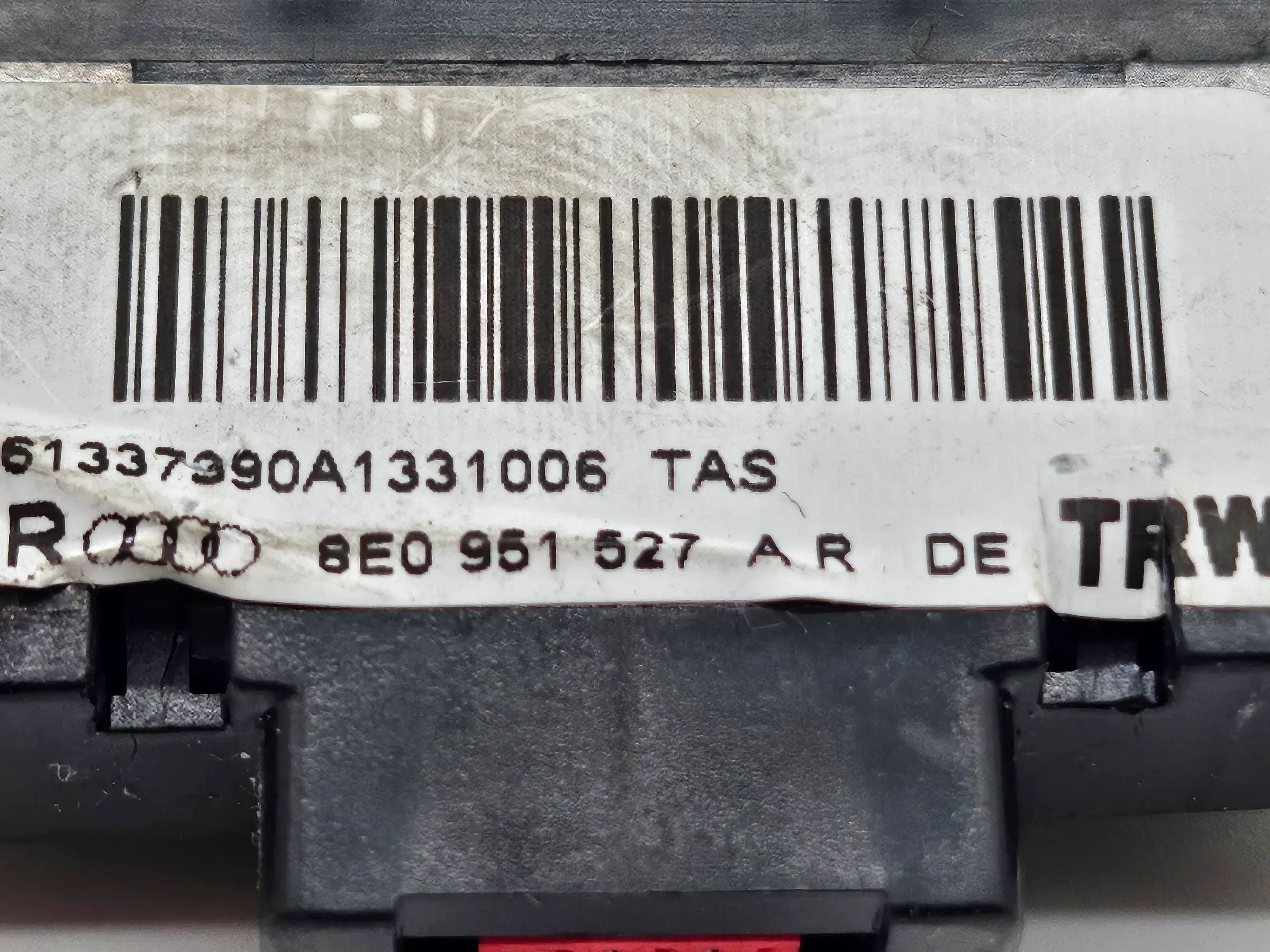 Audi A6 4B Multifunktionstasten Radio Telefonbedienung Lenkrad 8E0951527AR