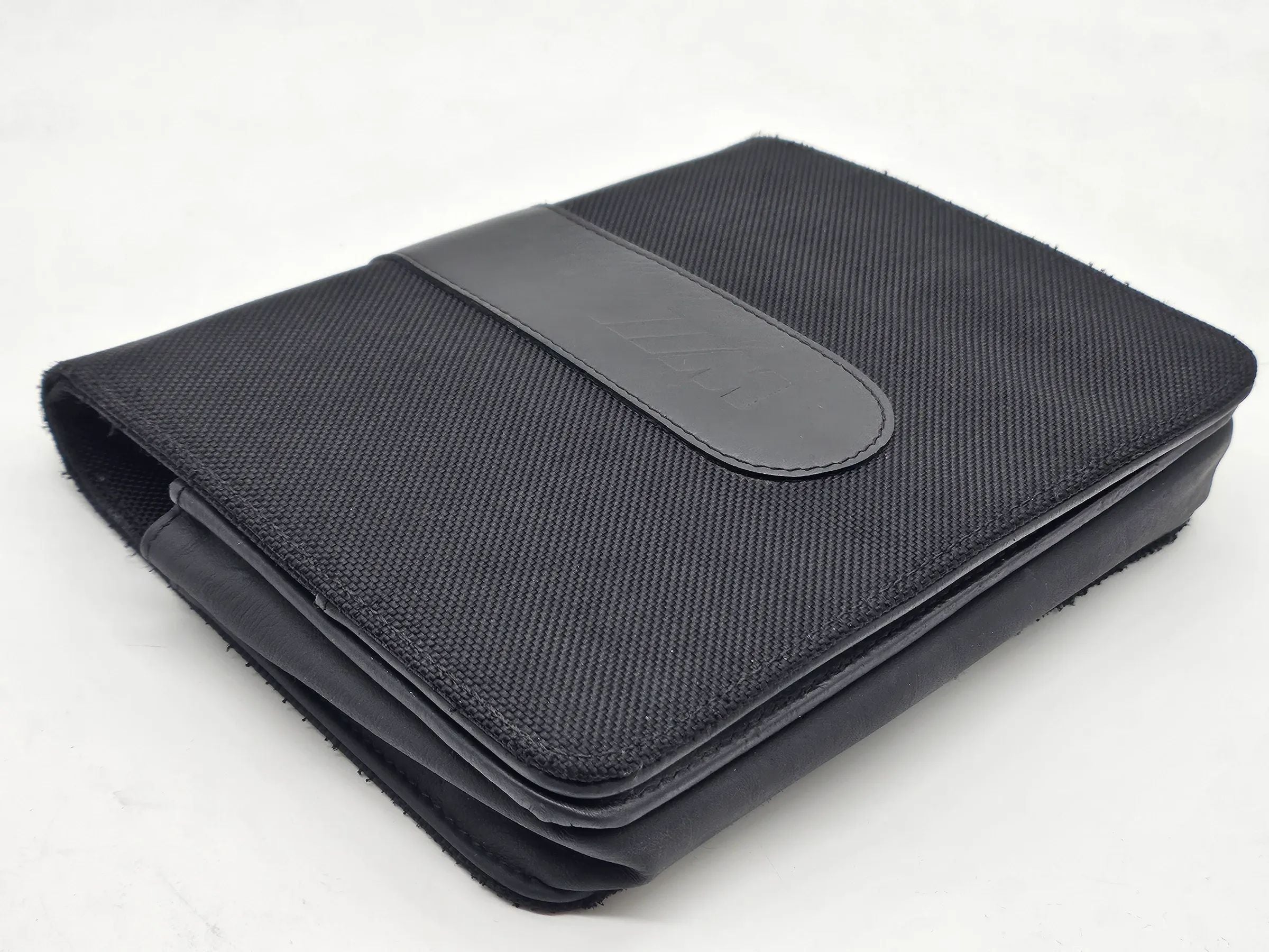 宝马 M3 F80 M4 F82 原厂车载文件夹 织物真皮 黑色