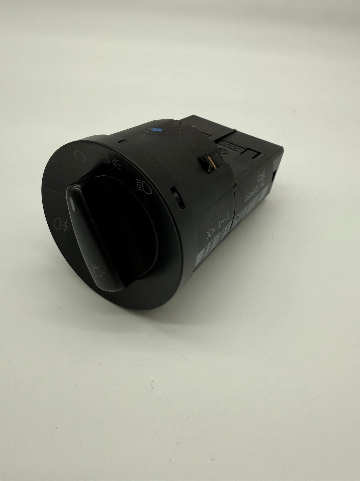 フォルクスワーゲン ゴルフ4 2003年 ライトスイッチ TC41C0941531