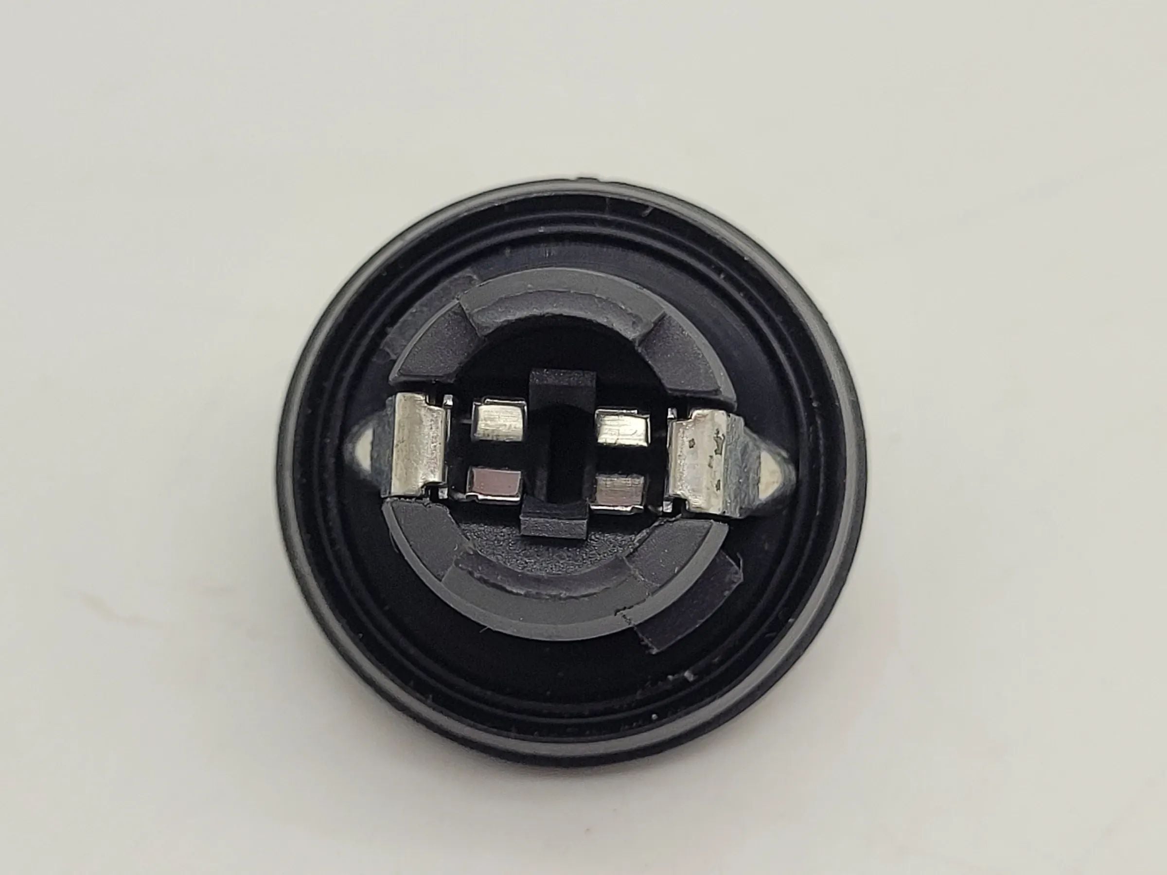 Original Audi Q3 (8UB/8UG) Lampenfassung Rücklicht L/R (8U0945095/6 C)
