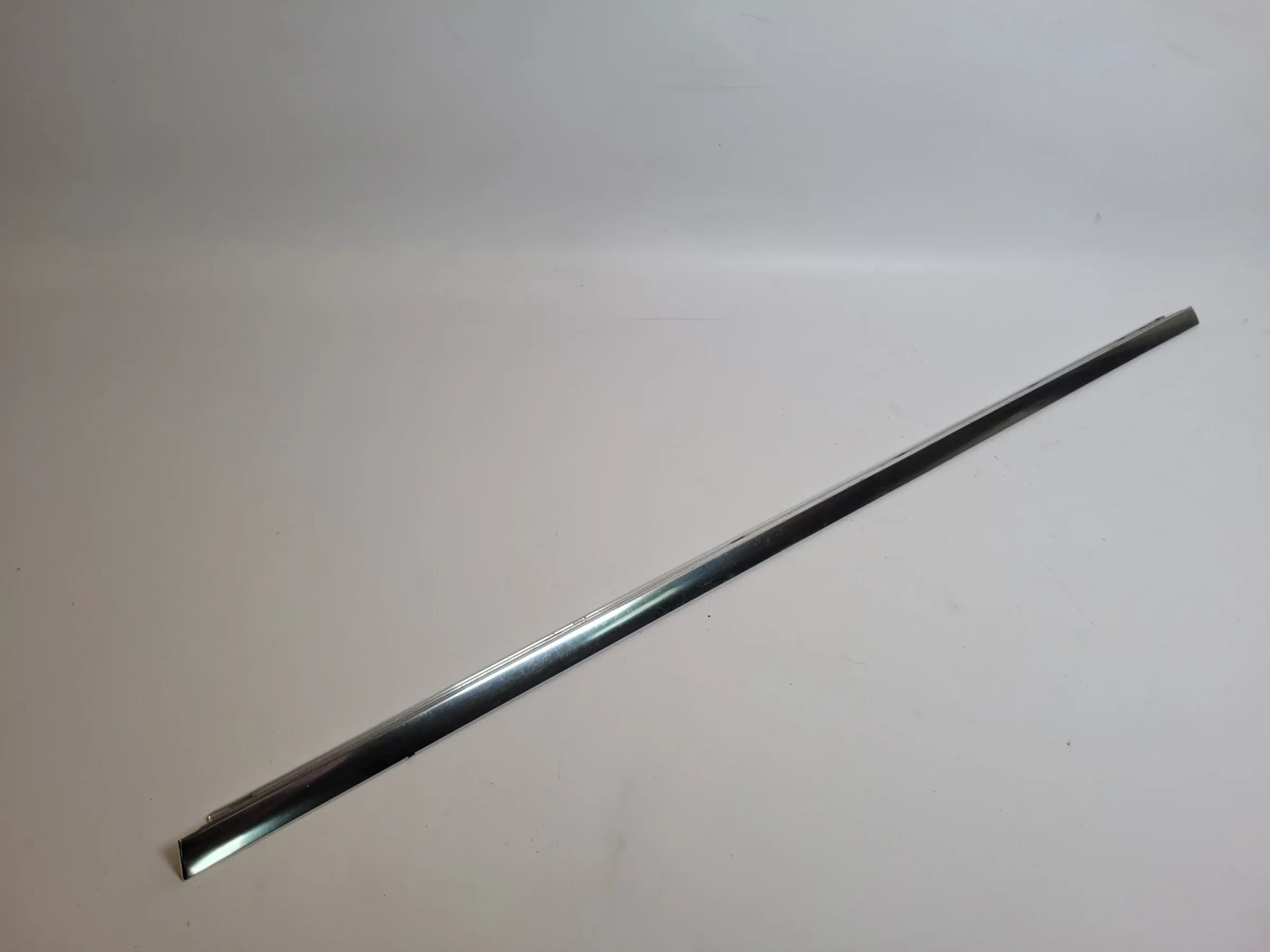 Original BMW 5er Touring E39 Tür Chrom Leiste Hinten Rechts Oben