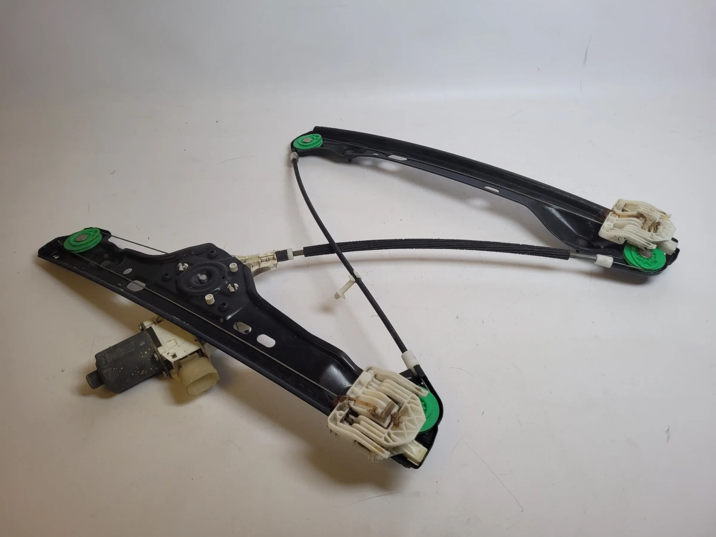 BMW 3er Touring E91 Fensterhebermotor + Gestänge Vorne Rechts 7060266 Original