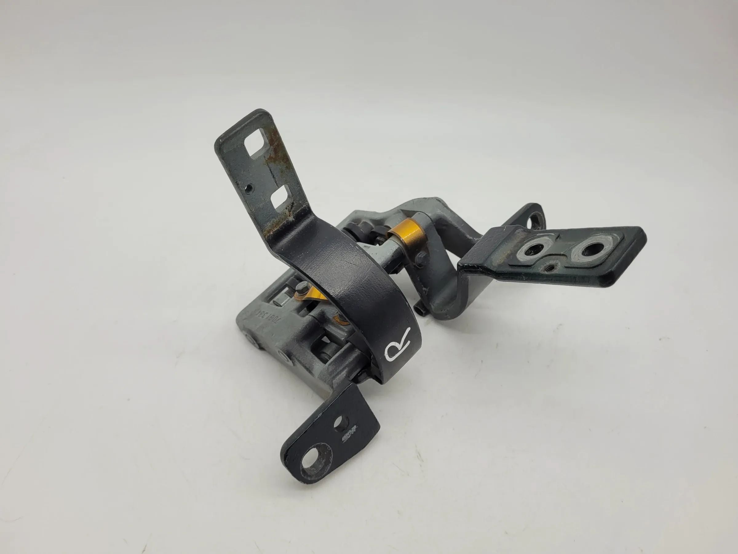 BMW 5er Touring E61 Heckklappe Scharnier Rechts 7061384 Original