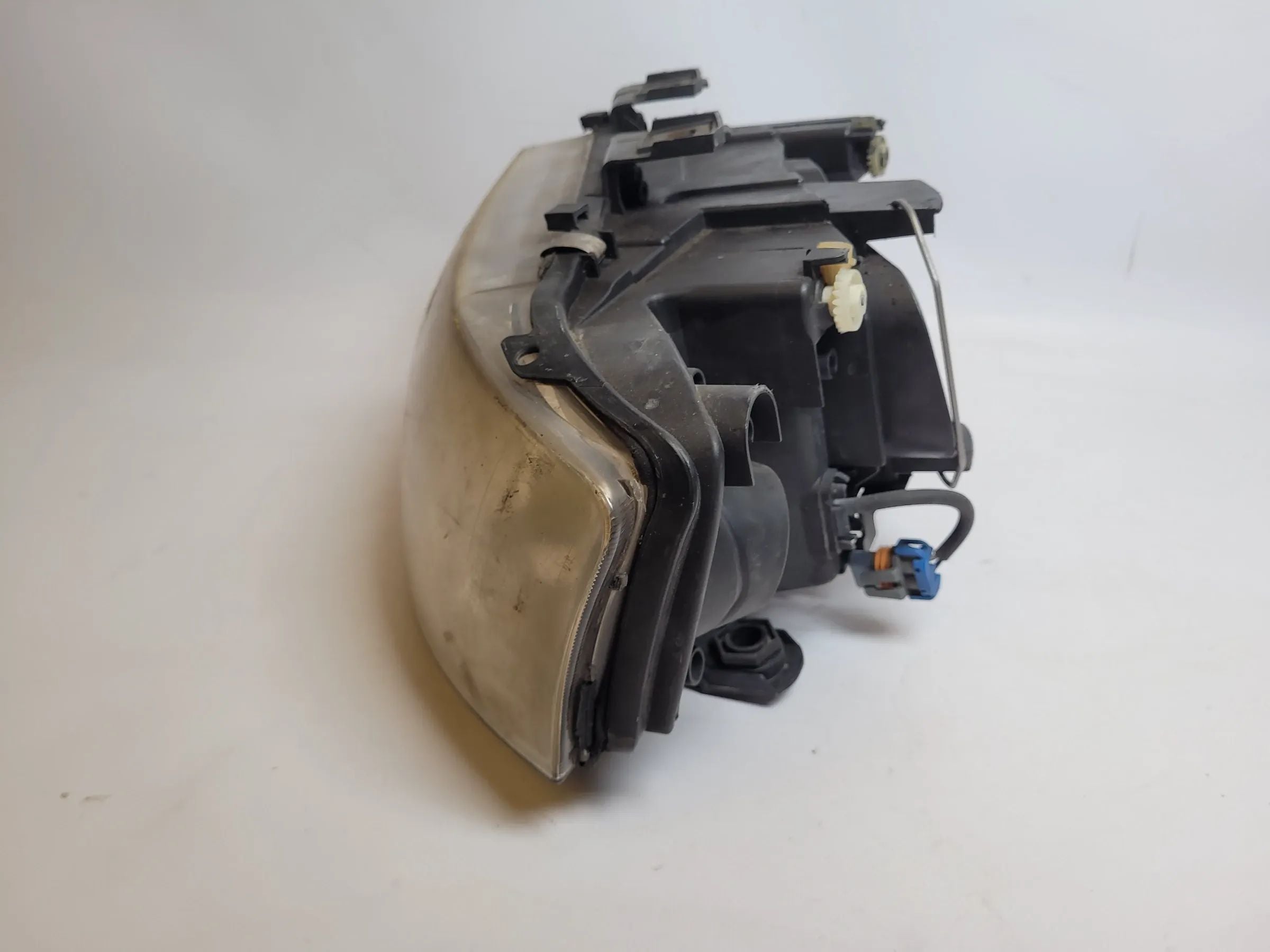 Audi A6 (4B) Scheinwerfer/Frontleuchte Xenon Links 15591300 Original