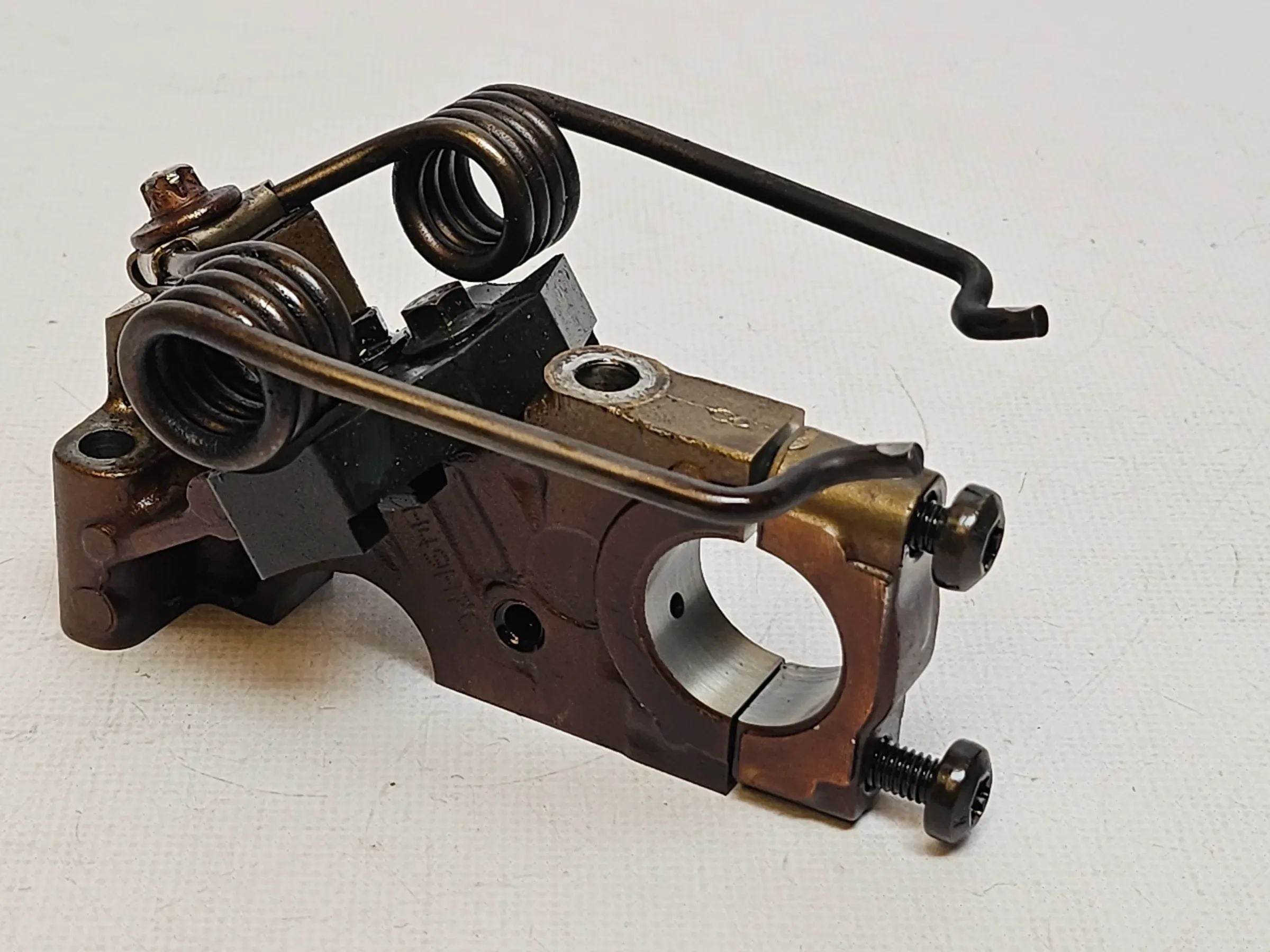 BMW F20/F21  -N13B16 1,6L - Mini R57 R56 R60 R58 Nockenwelle Lager Bock 8