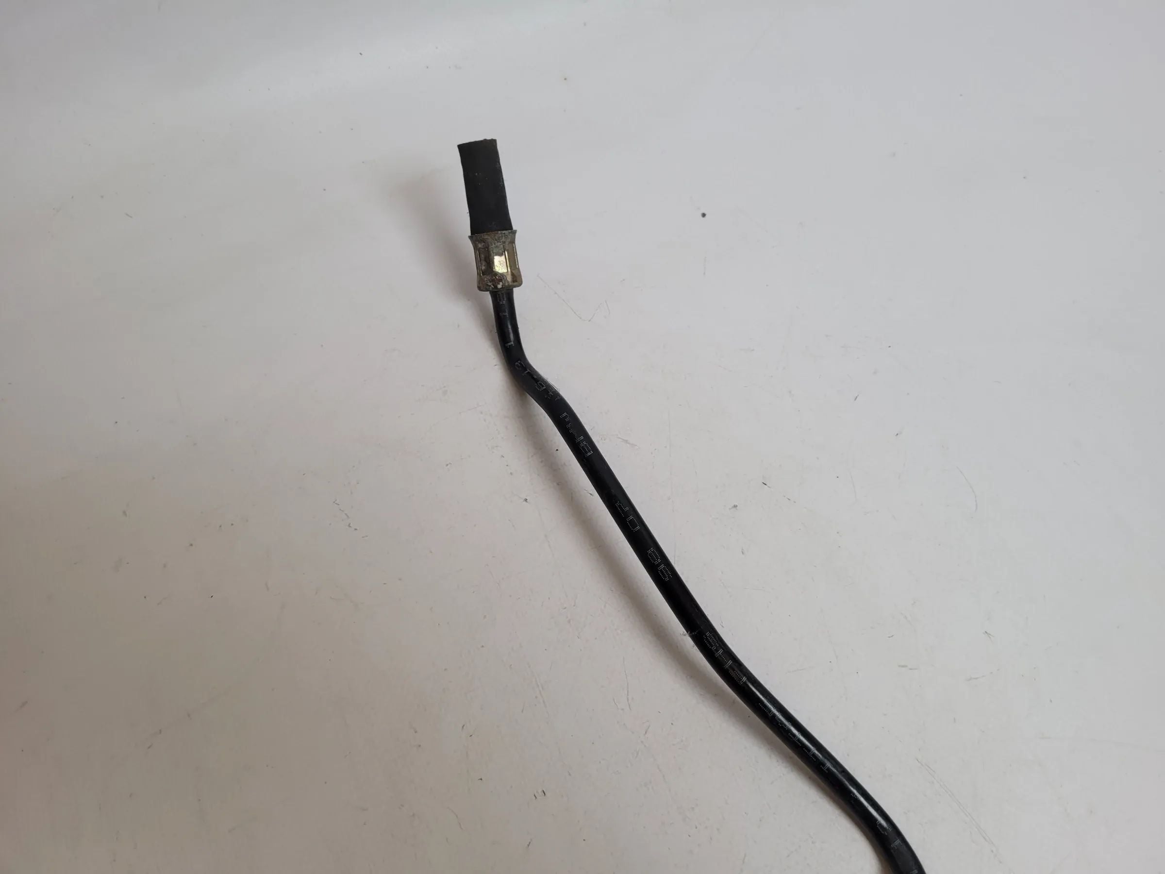 BMW 5er Touring E39 Teileleitung 16.13-1184011 Original