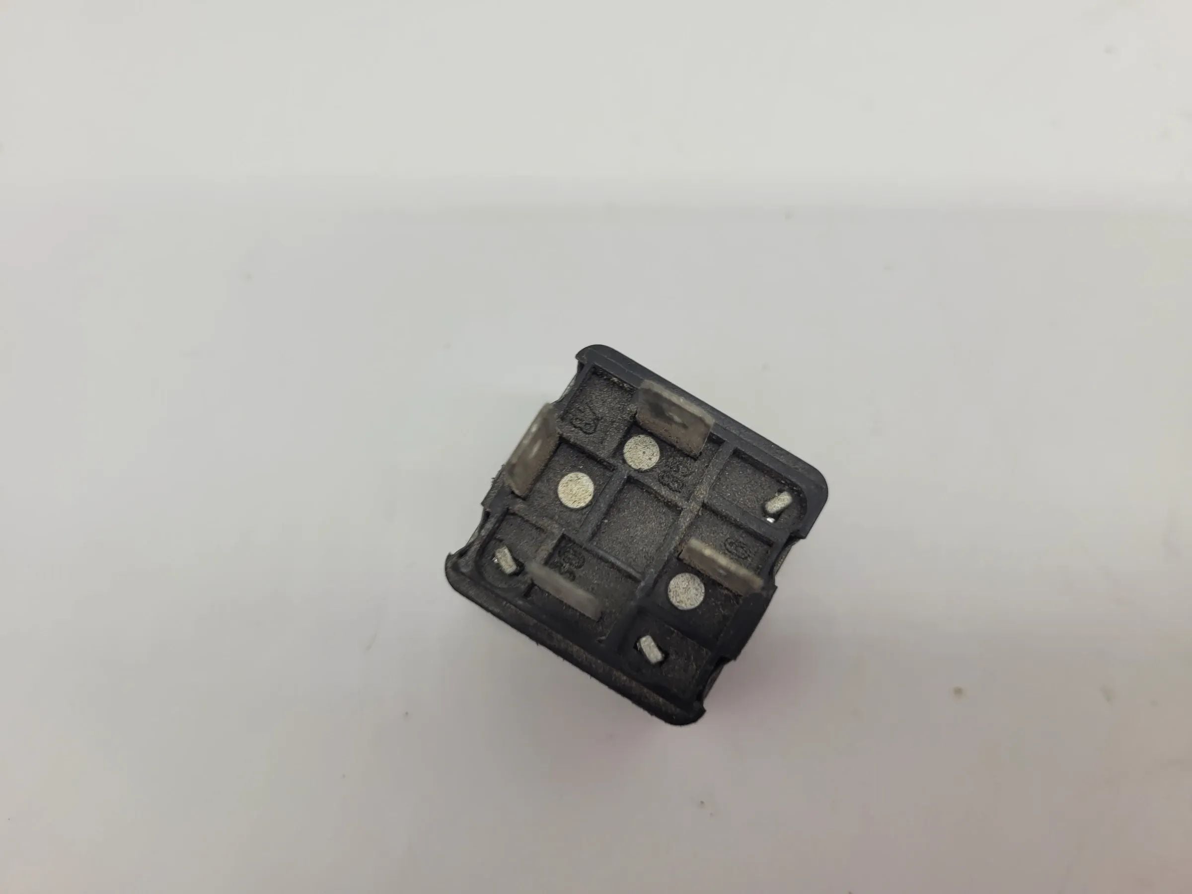Original BMW Porsche MB VW Ford Bosch Relay Relais Kraftstoffpumpe, 0332014406