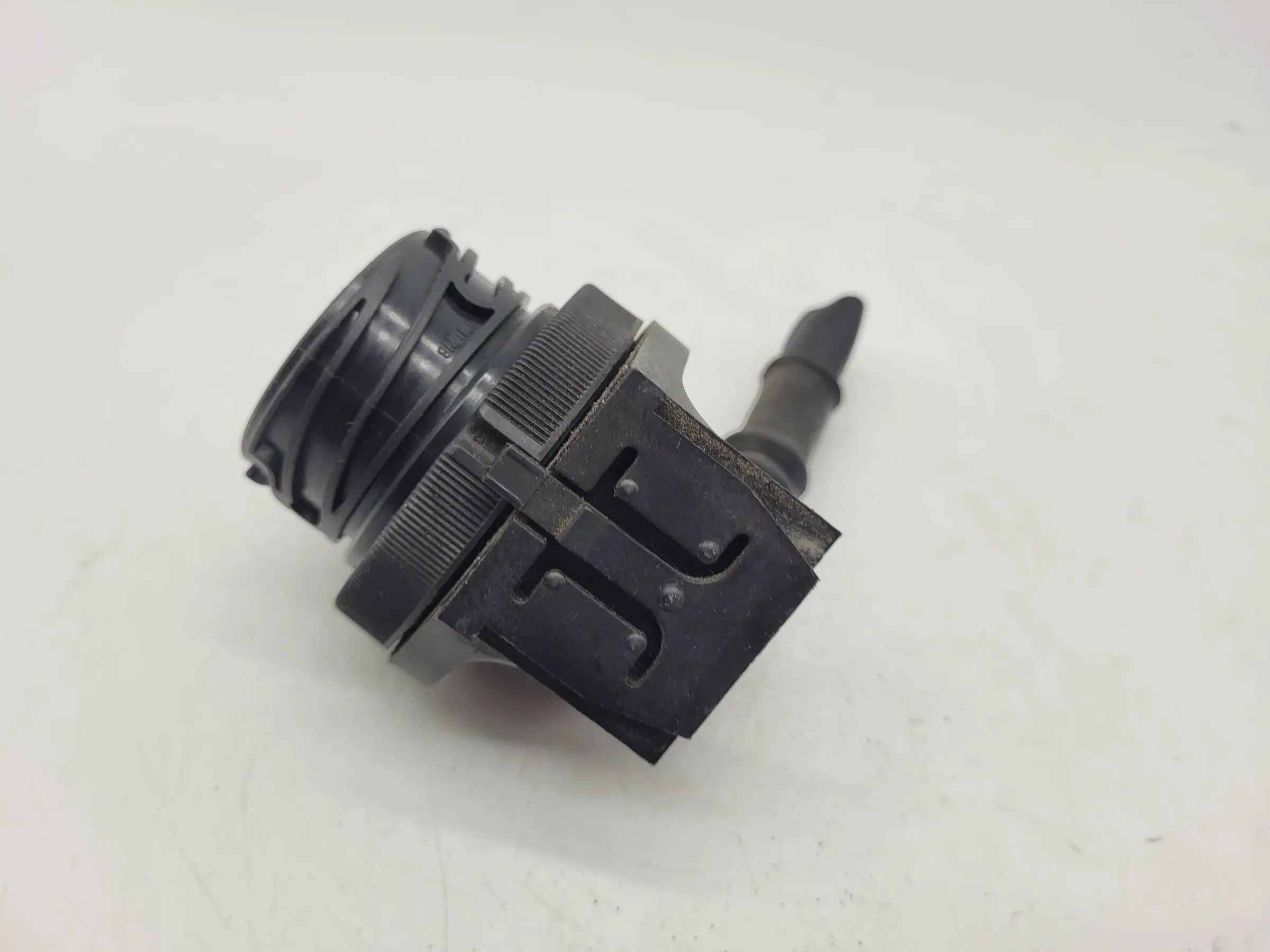 BMW 5er Touring E39 Diagnose Steckergehäuse 1711218 Original