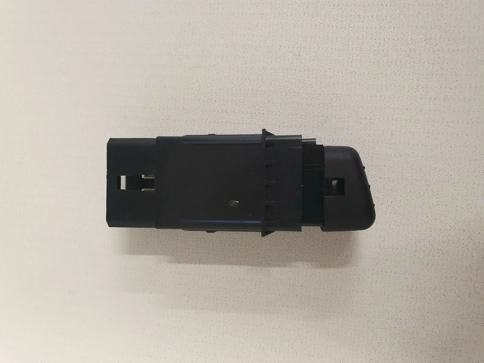 original Ford Explorer U 2 switch - rear window heating f87b18c621aa (K36) 