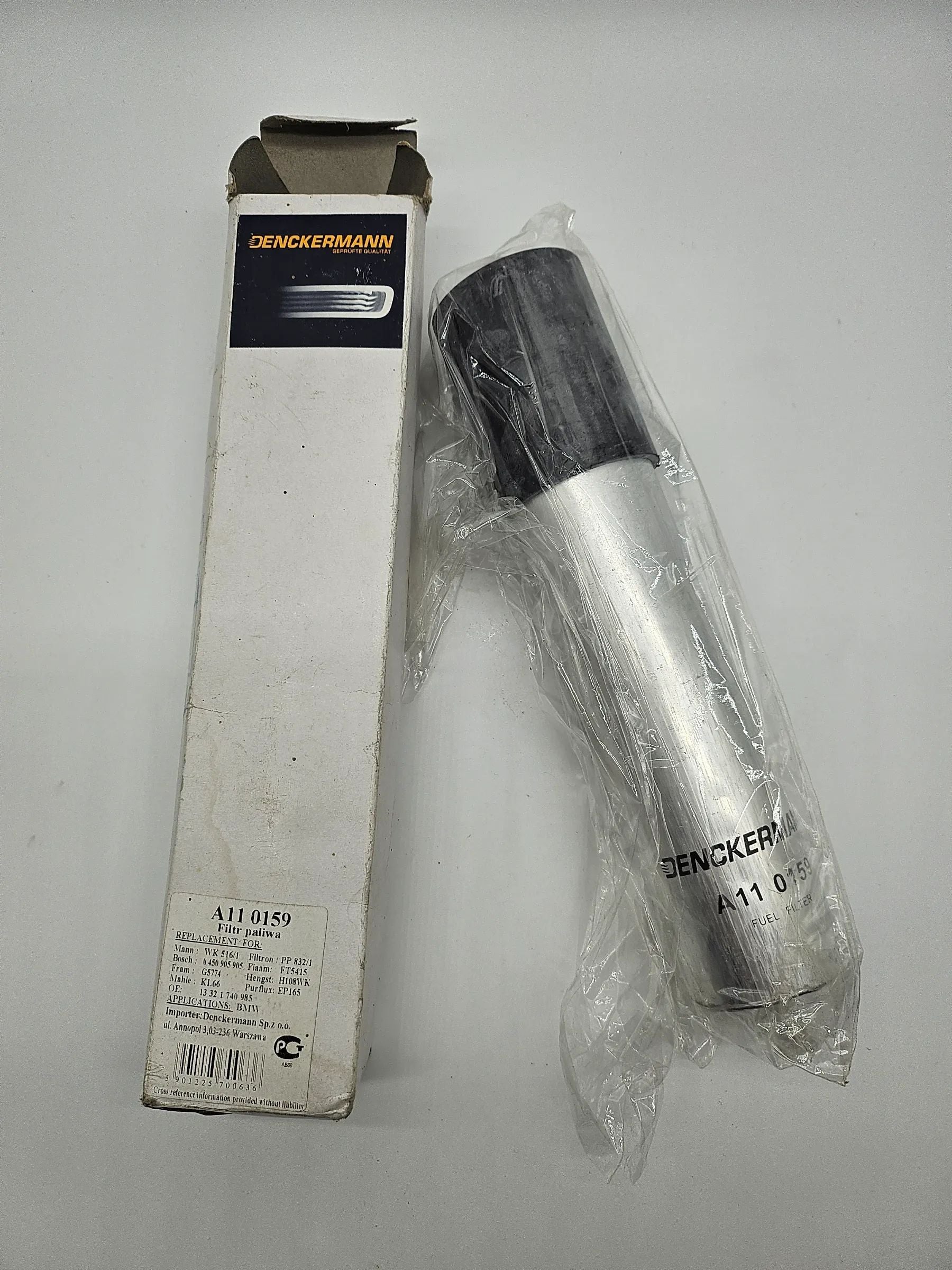 Original DENCKERMANN fuel filter A110159 