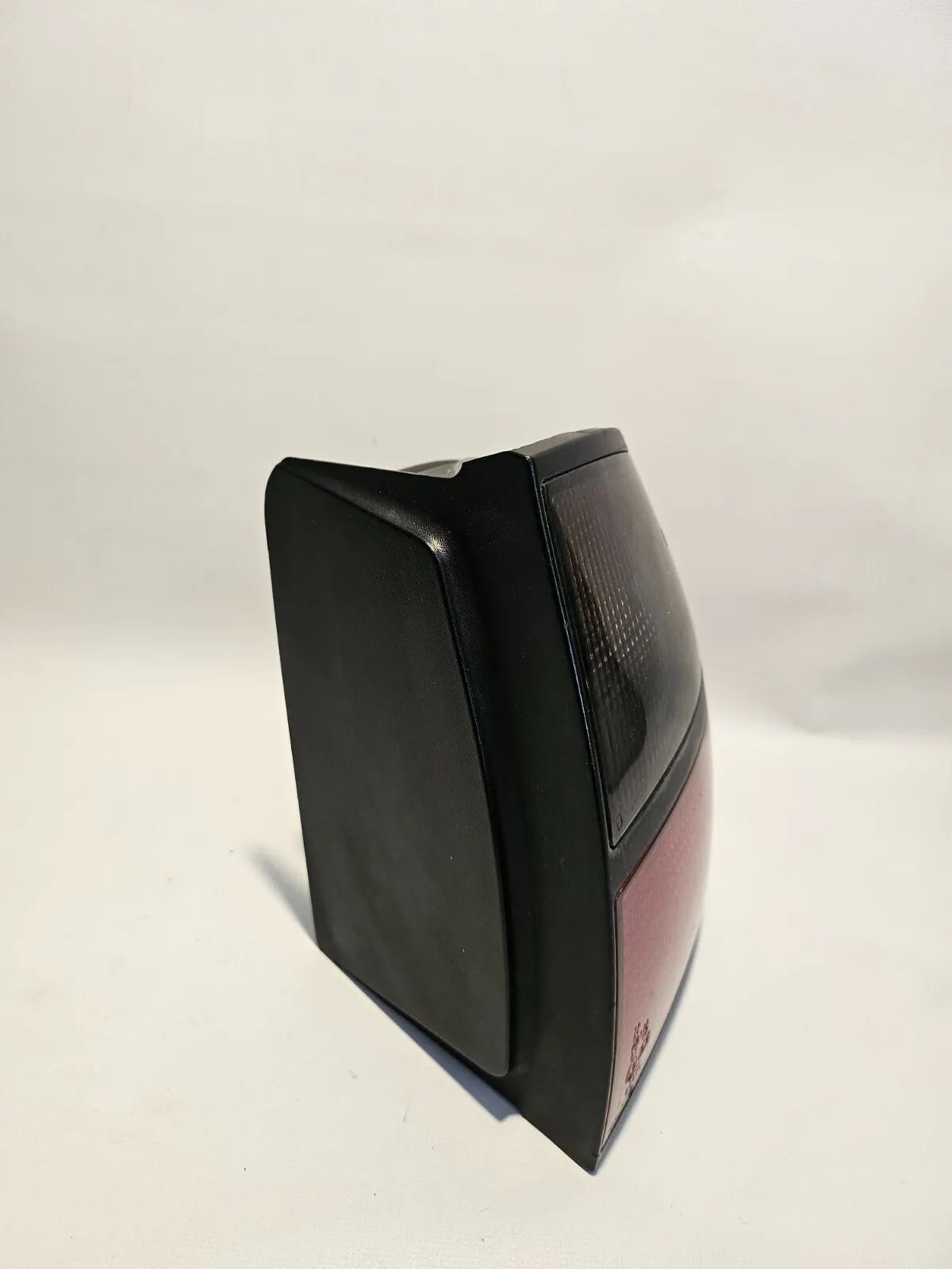 original farolim traseiro direito 7700820051 para RENAULT LAGUNA (B56) 1.8 1997